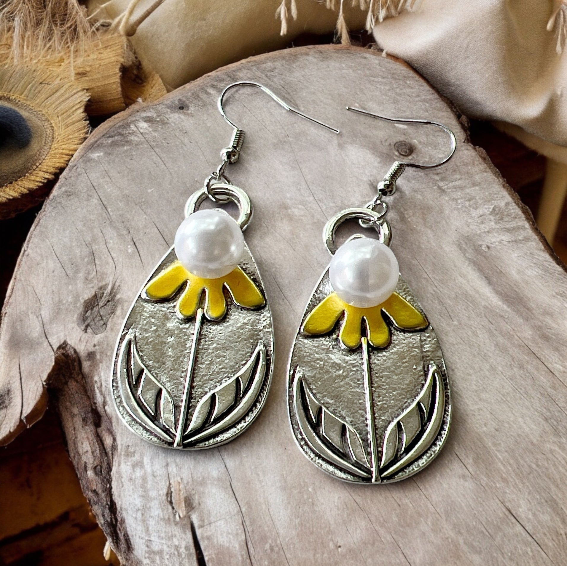 Silver & Pearl Flower Earrings – Elegant Boho Chic Jewelry