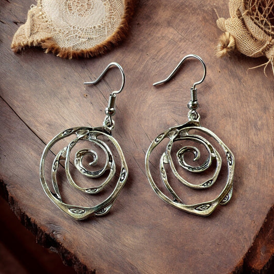 Silver Swirl Earrings – Elegant Modern Jewelry