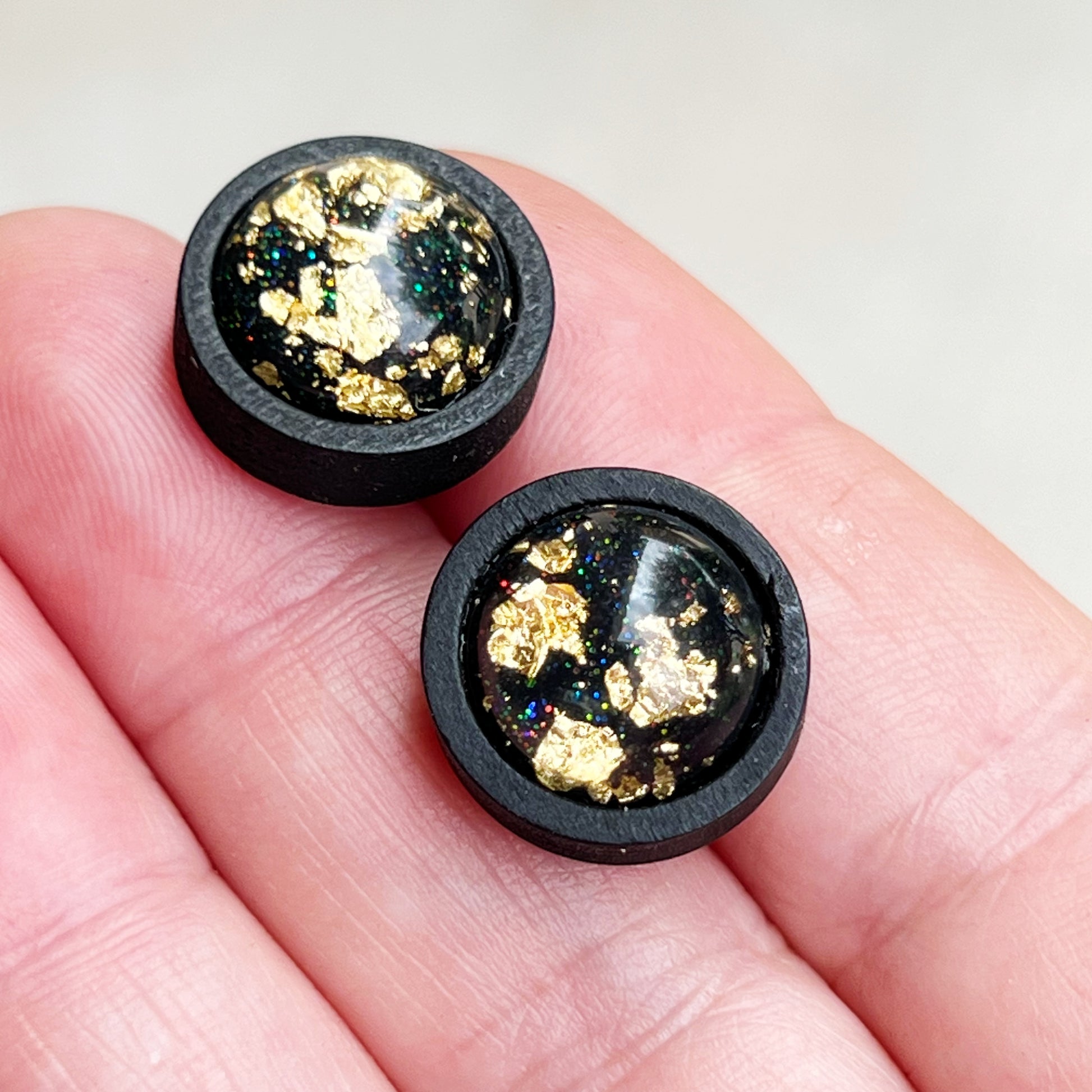 Gold Flake & Glitter Resin Stud Earrings – Black Wood Handmade Jewelry