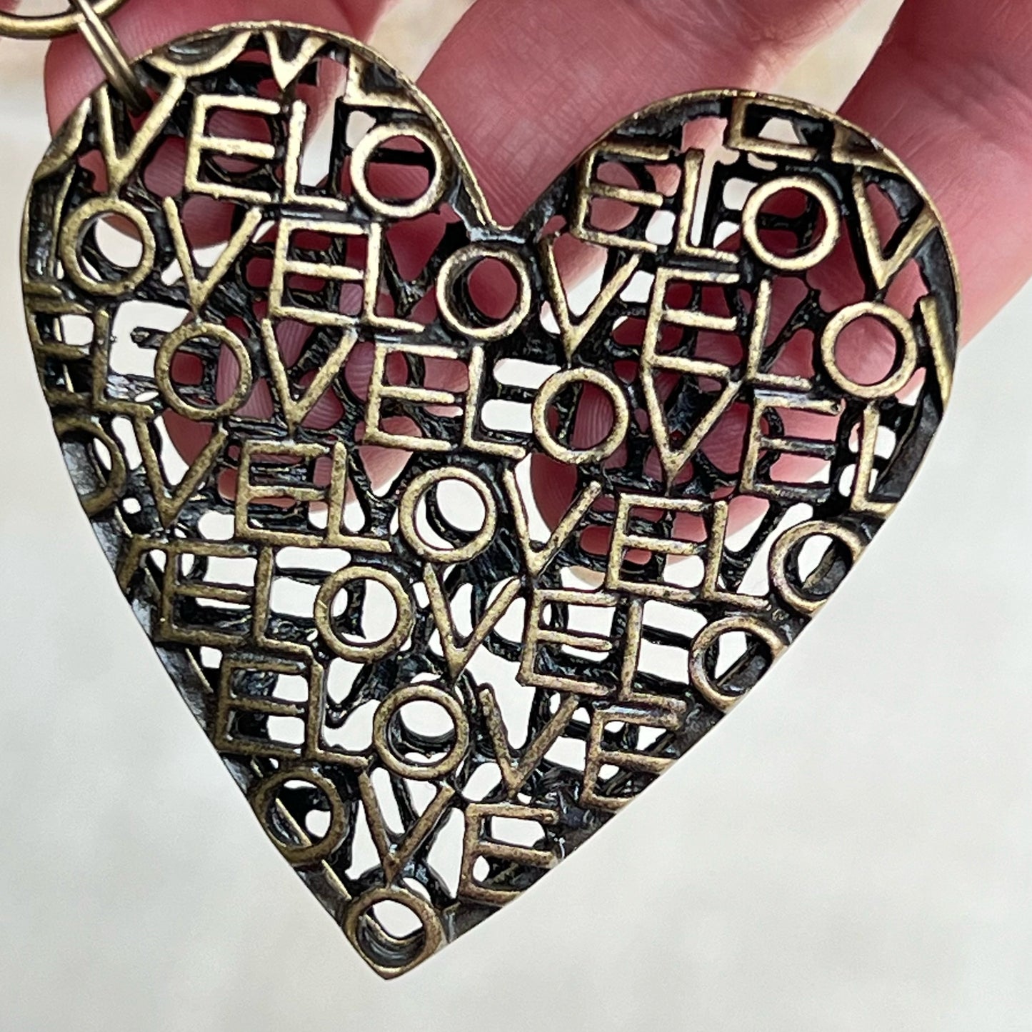 Love Word Art Heart Purse Charm – Antique Bronze Keychain with Script Cutout