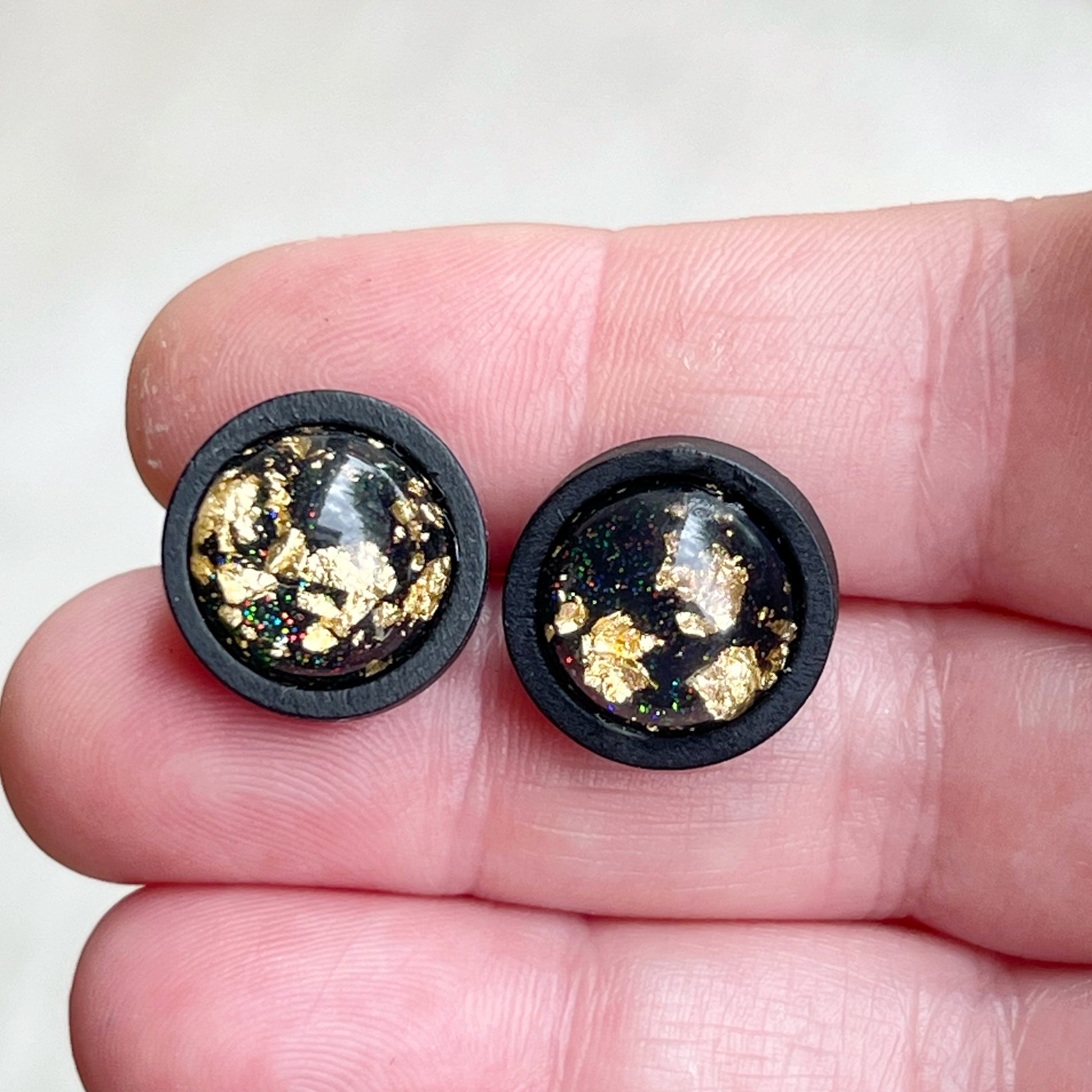 Gold Flake & Glitter Resin Stud Earrings – Black Wood Handmade Jewelry