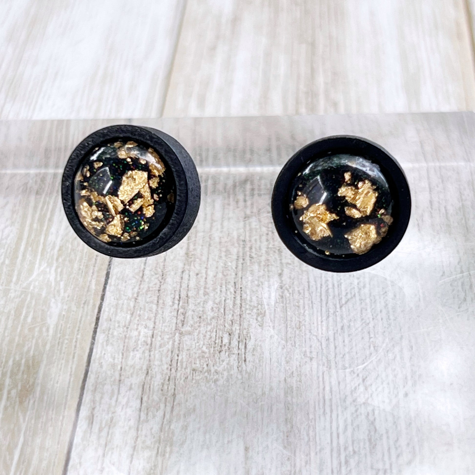 Gold Flake & Glitter Resin Stud Earrings – Black Wood Handmade Jewelry