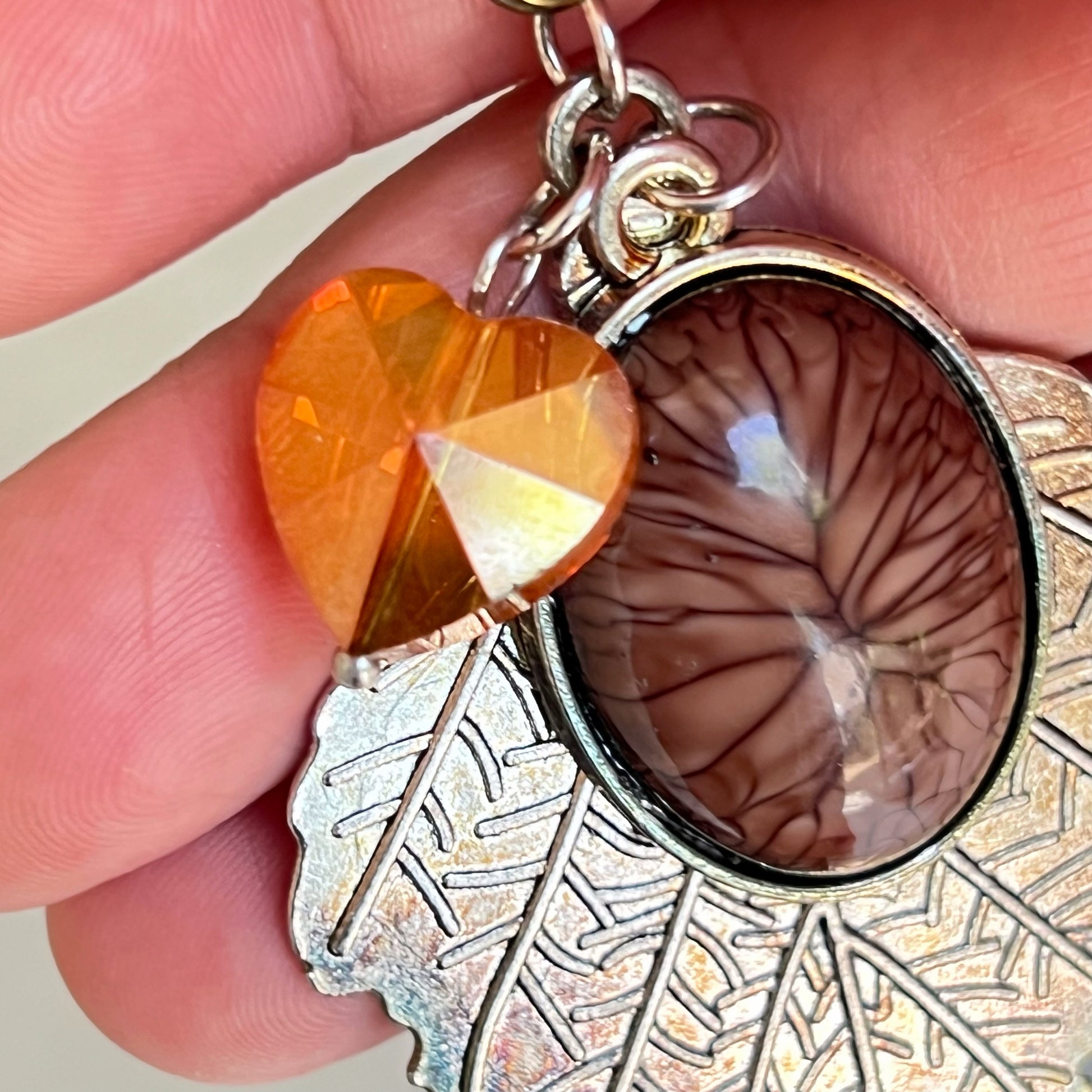 Leaf Purse Charm – Bronze Botanical Keychain with Glass Heart Accent