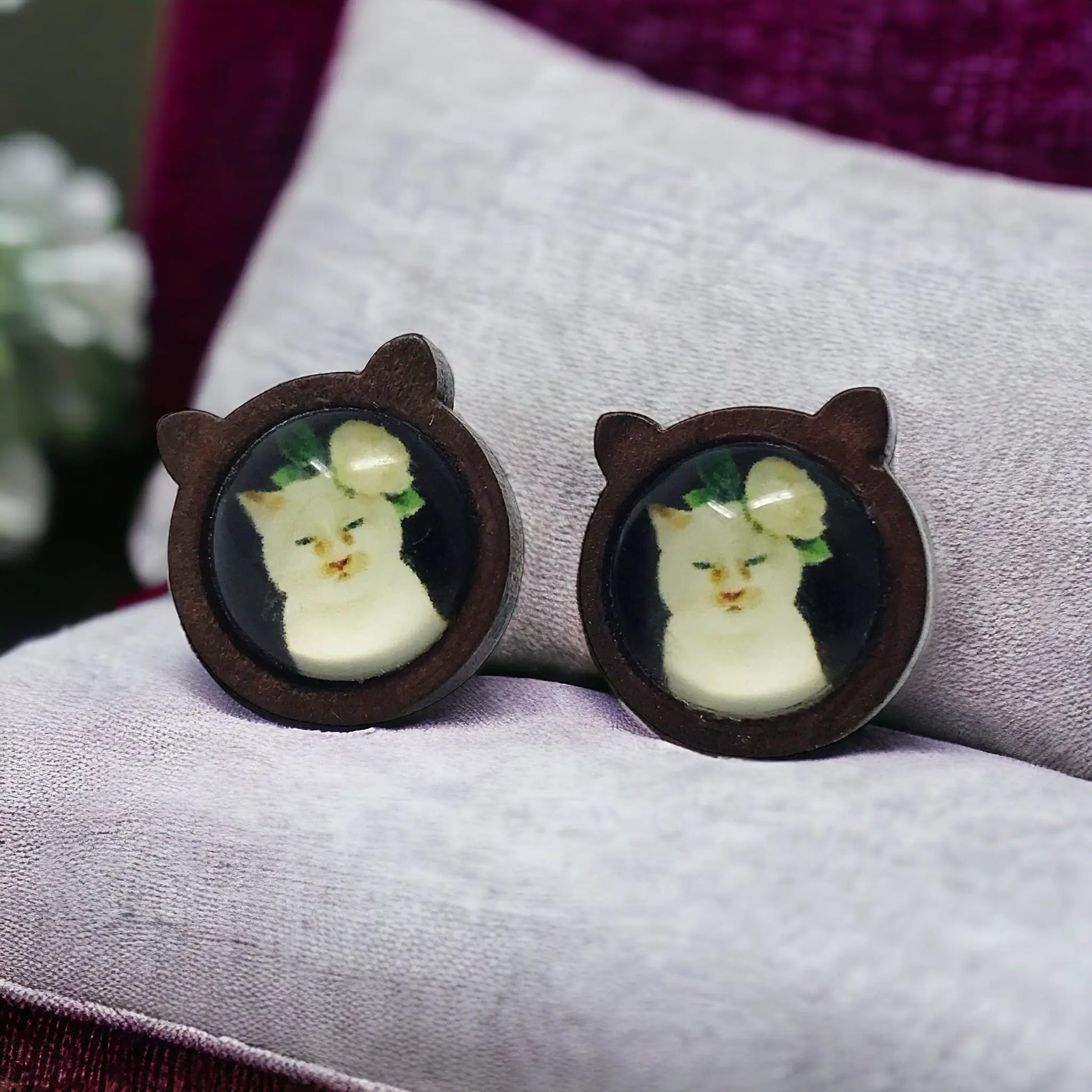 Whimsical Cat & Flower Earrings - Handmade Wooden Cat Shaped Jewelry for Stylish Cat Enthusiasts