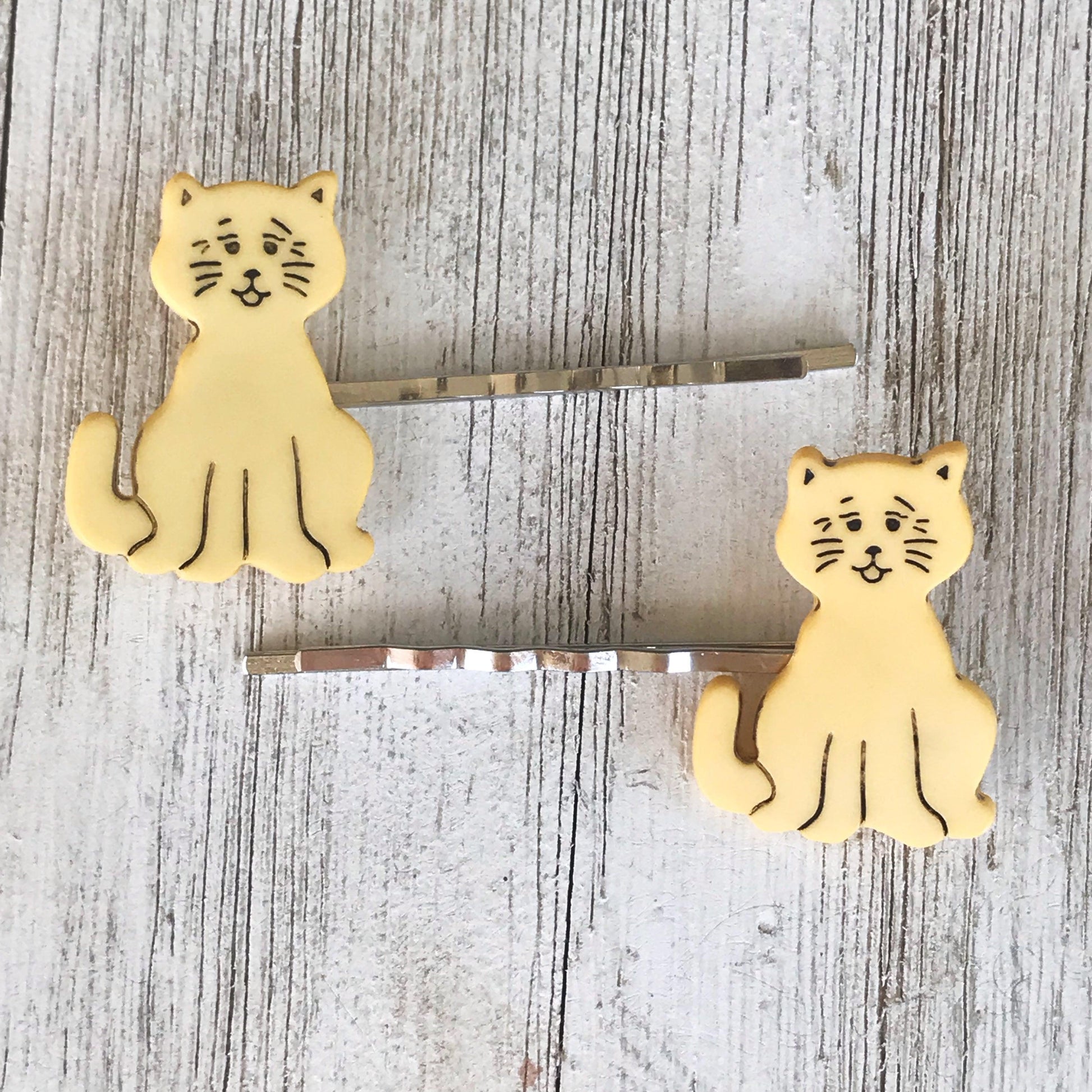 Yellow Cat Hair Pins: Adorable Feline Accents for Your Hairstyle