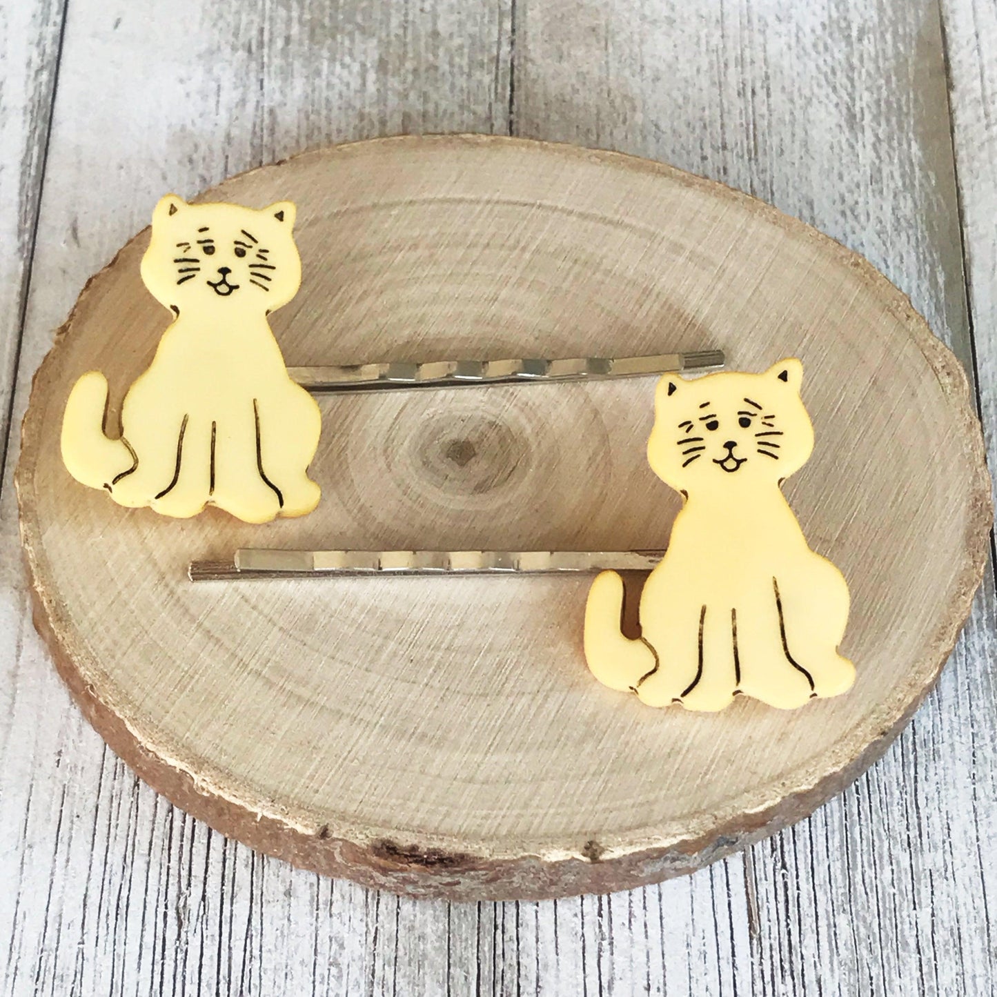 Yellow Cat Hair Pins: Adorable Feline Accents for Your Hairstyle