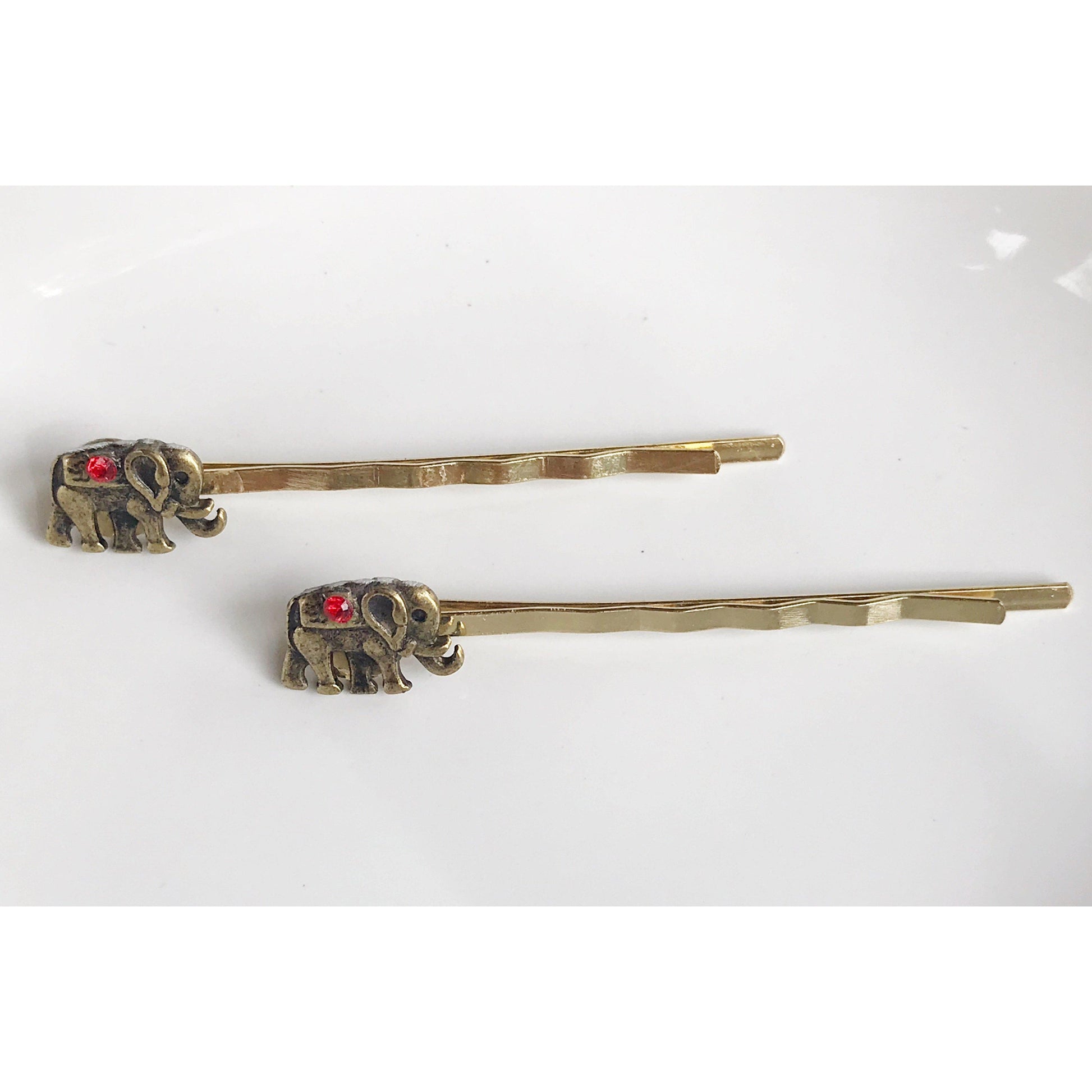 Tiny Bronze Rhinestone Elephant Bobby Pins: Adorable Animal-inspired Accessories
