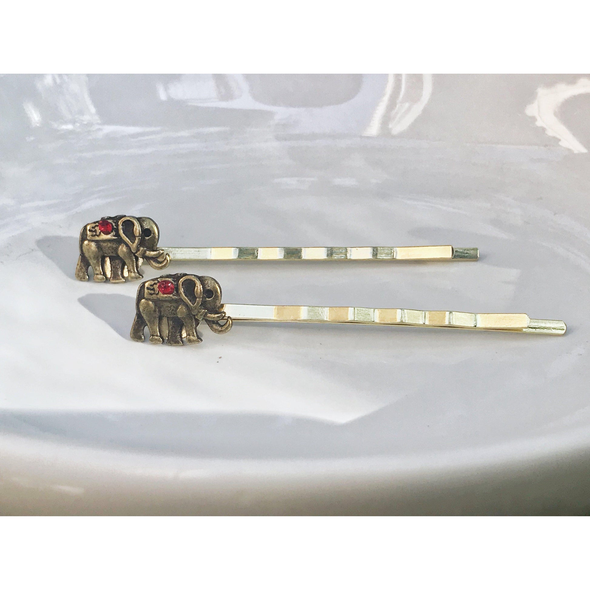 Tiny Bronze Rhinestone Elephant Bobby Pins: Adorable Animal-inspired Accessories