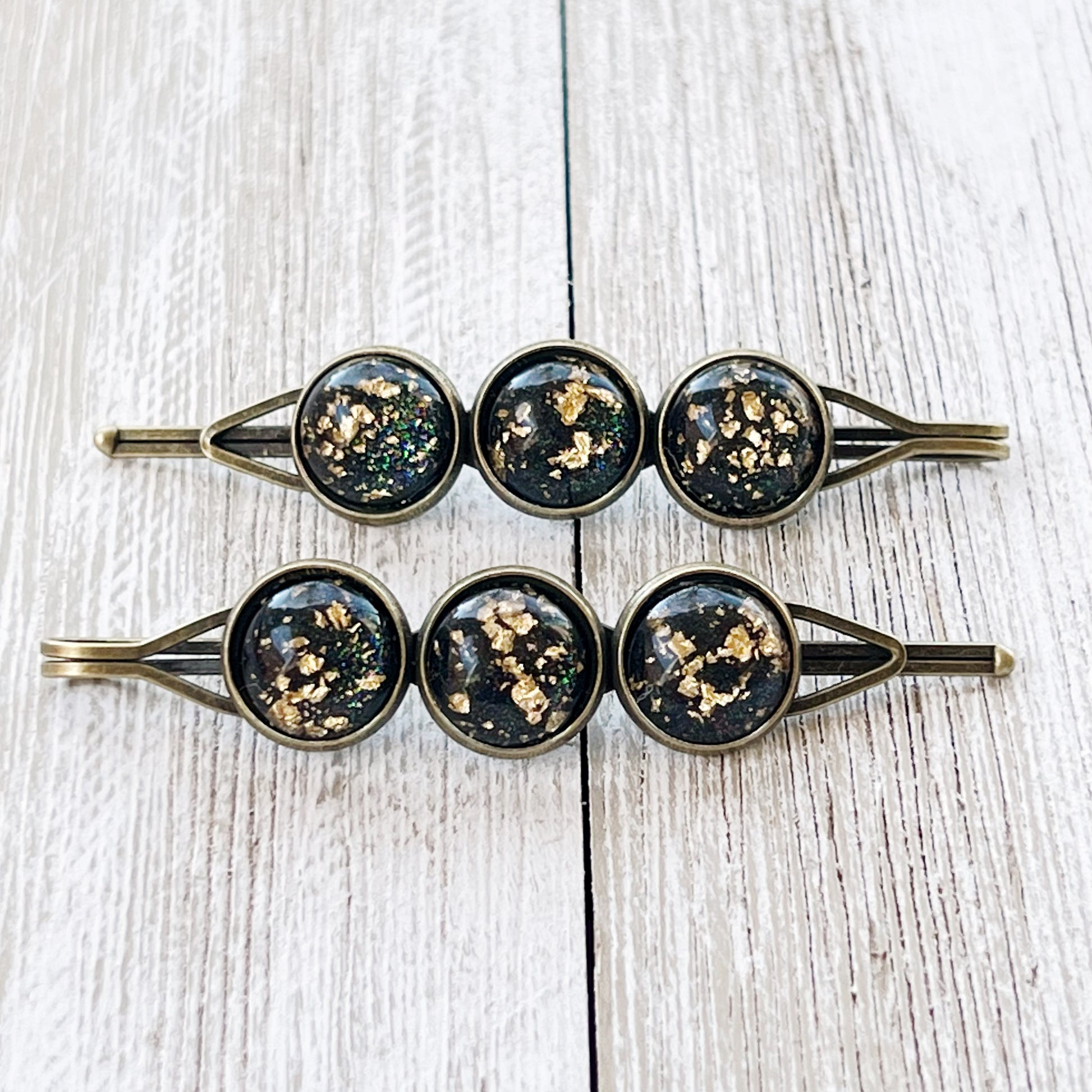 Black & Gold Flake Glitter Hair Pins - Elegant & Sparkling Hair Accessories