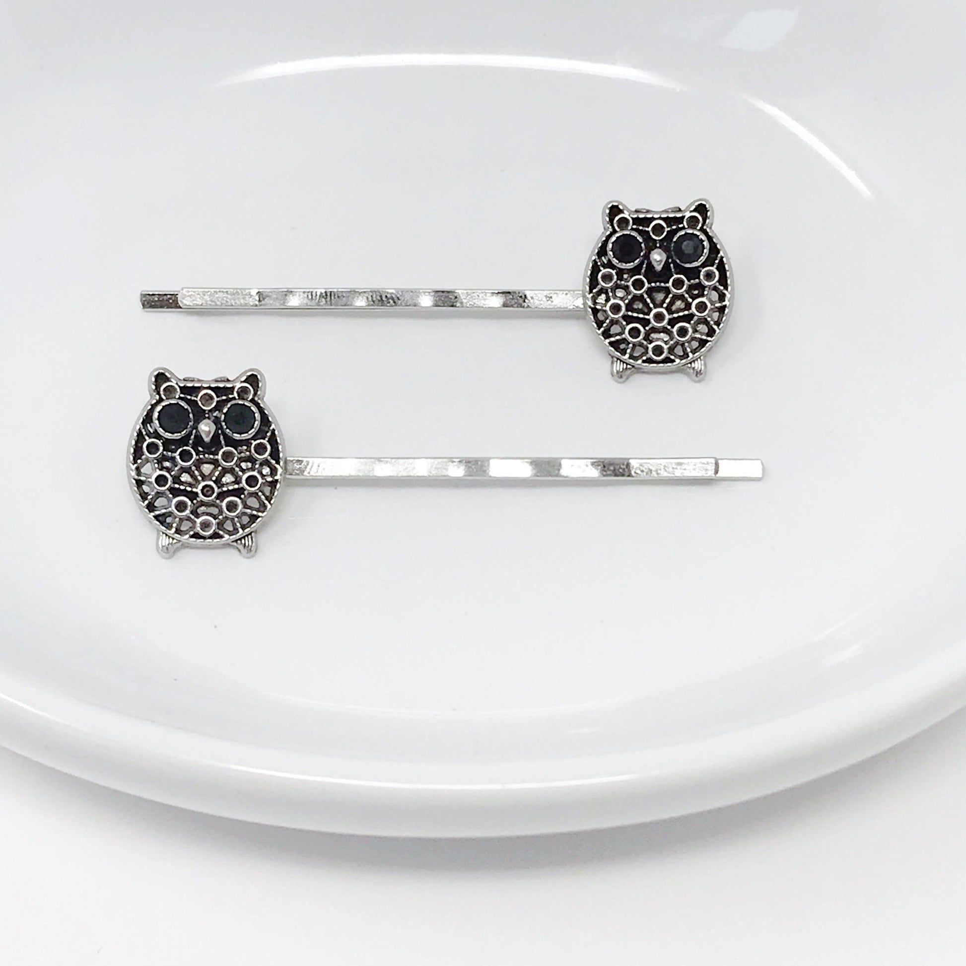 Silver & Black Owl Bobby Pins: Stylish & Whimsical Accessories for Your Hair