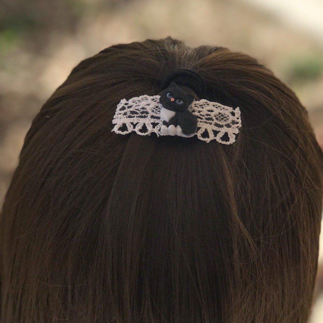 Black & White Cat Hair Clip - Adorable Feline-Inspired Accessory