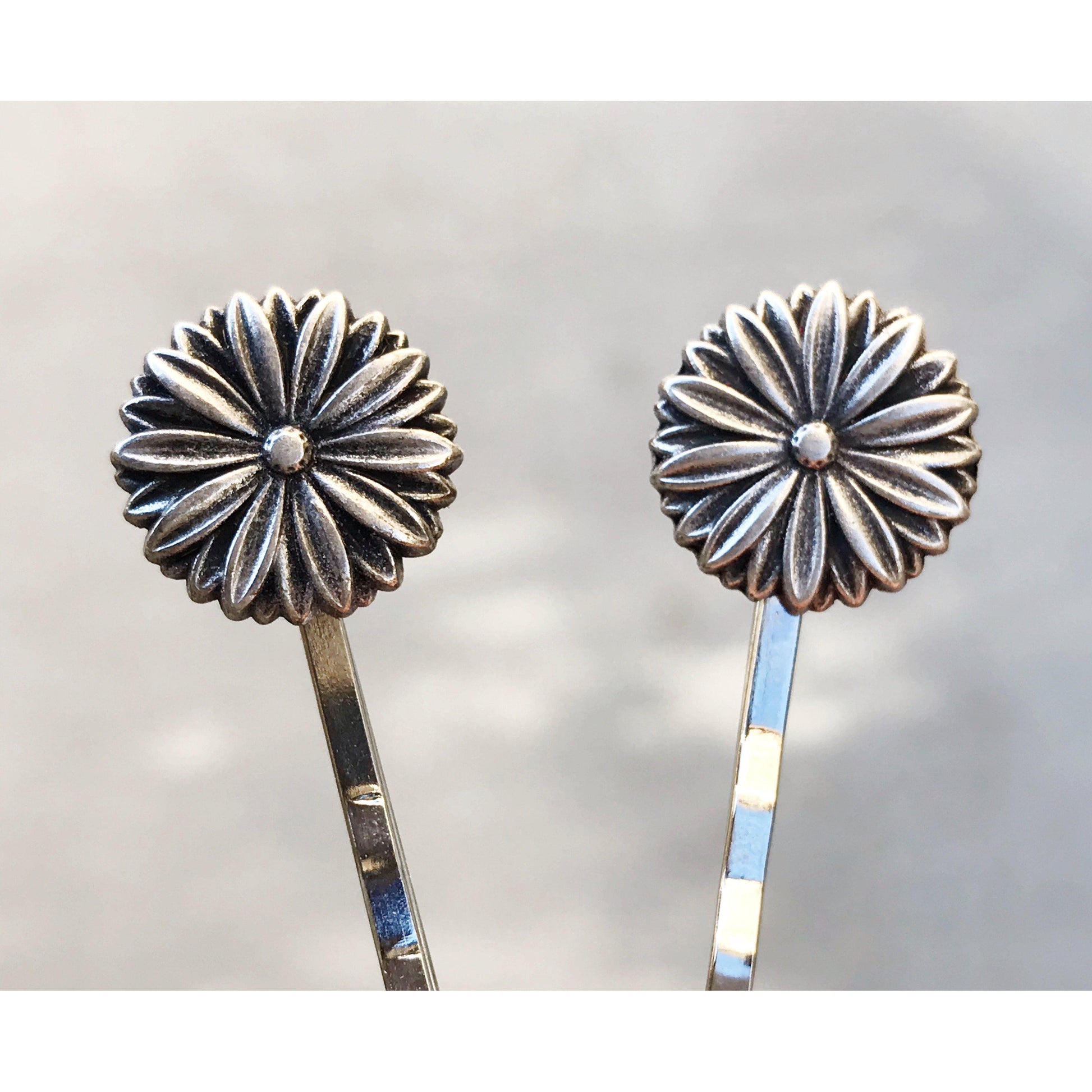 Daisy Hair Pins - Boho Floral Women’s Bobby Pins