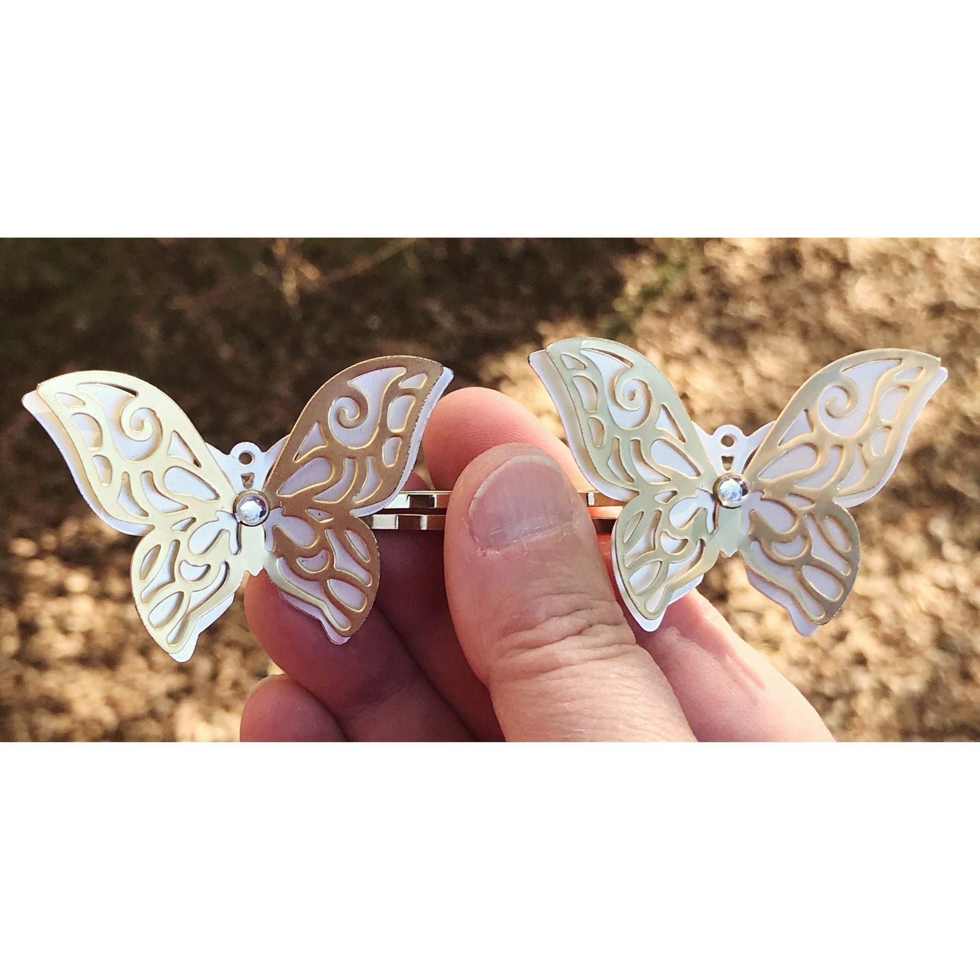Gold & Silver Filigree Butterfly Hair Pins - Elegant Accessories for Stylish Hairdos