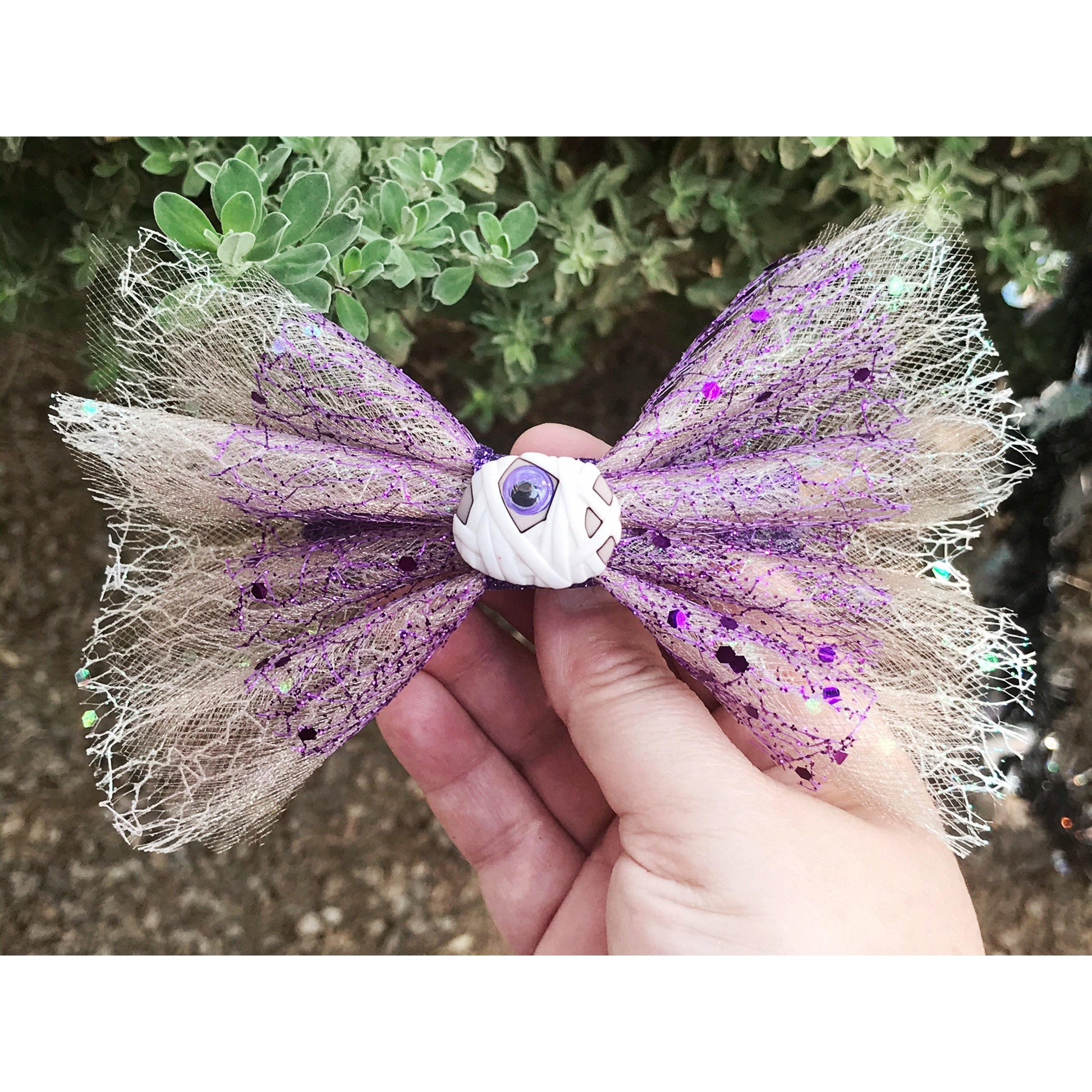 Mummy Eyeball Halloween Hair Bow - Spooky & Playful Hair Accessory