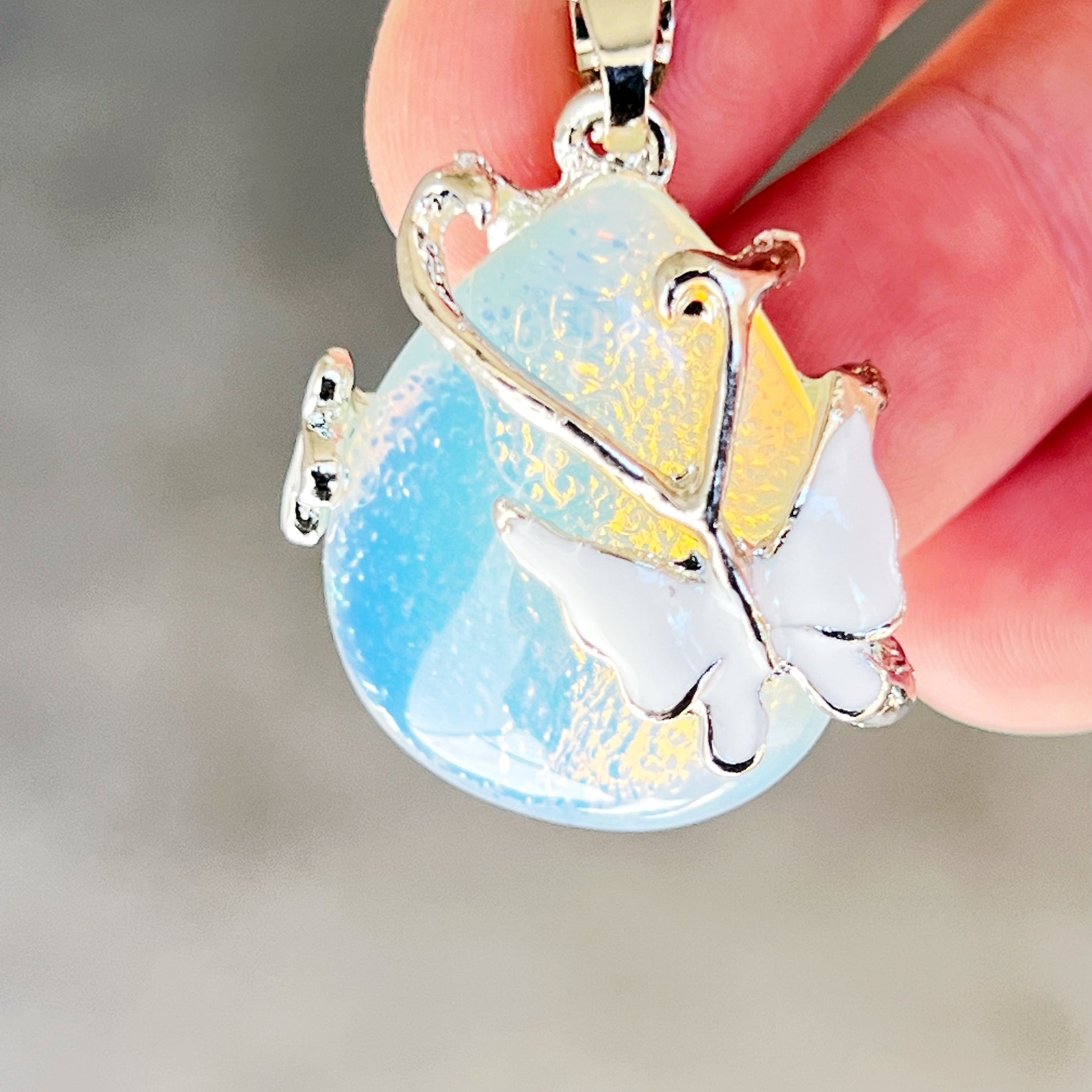 Opalite Butterfly Teardrop Keychain – Iridescent Glass & Silver Charm Accessory