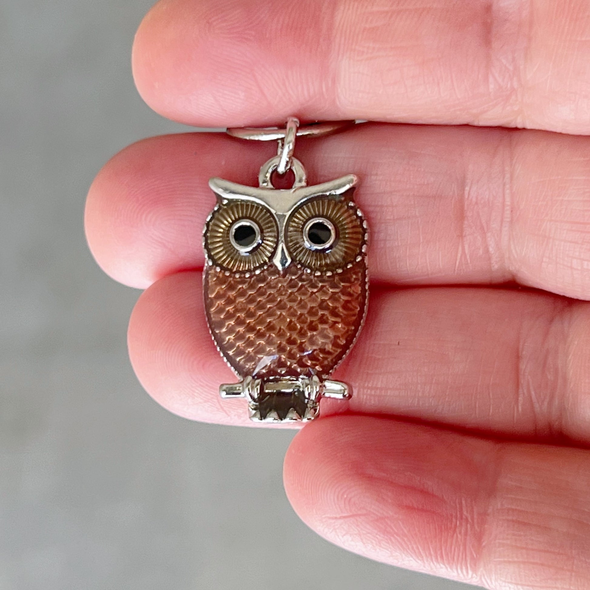 Vibrant Multi-Colored Owl Zipper Pull Keychain Purse Charms - Whimsical Accessories