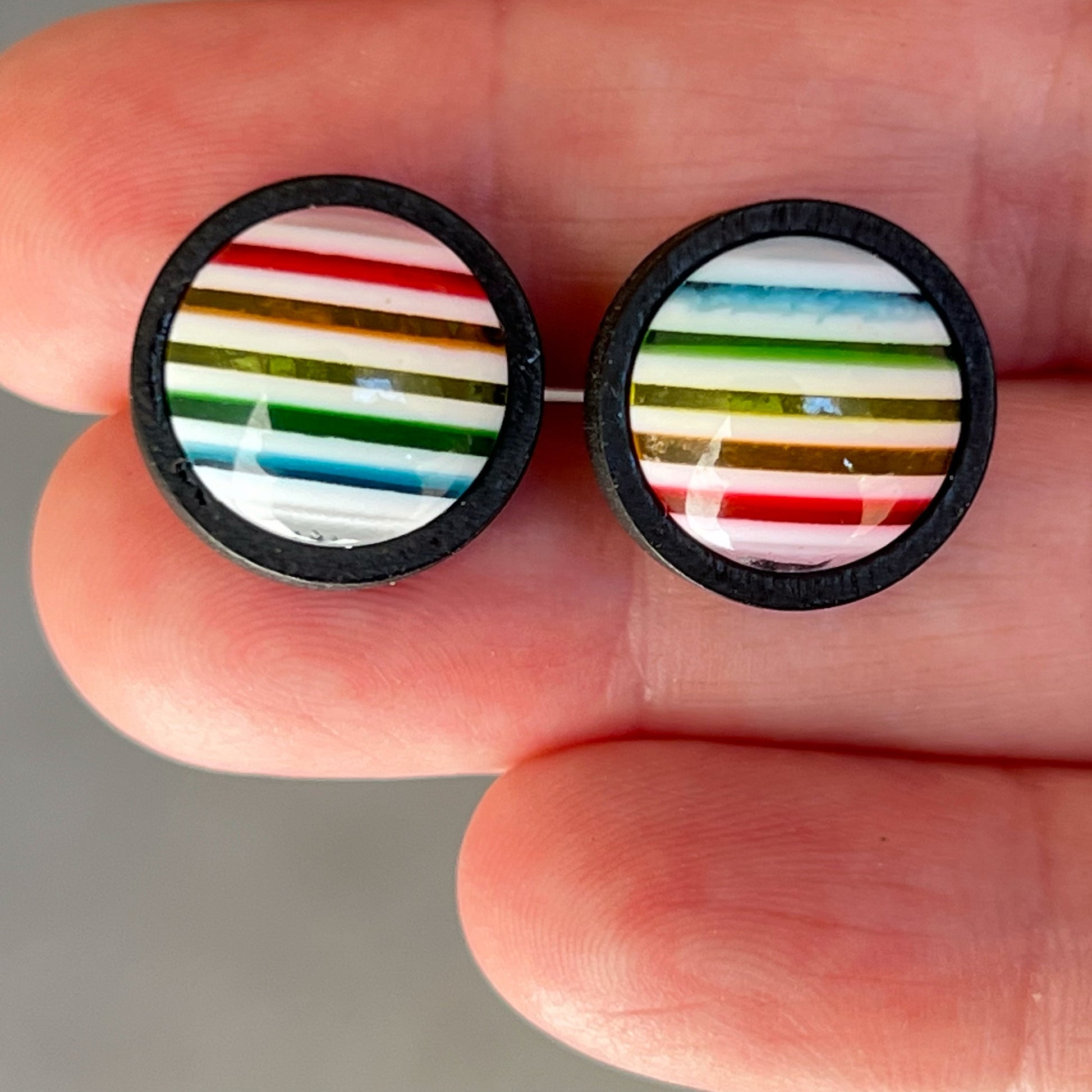 Rainbow Stripe Stud Earrings – Bold Multicolor Round Jewelry in Black Wood