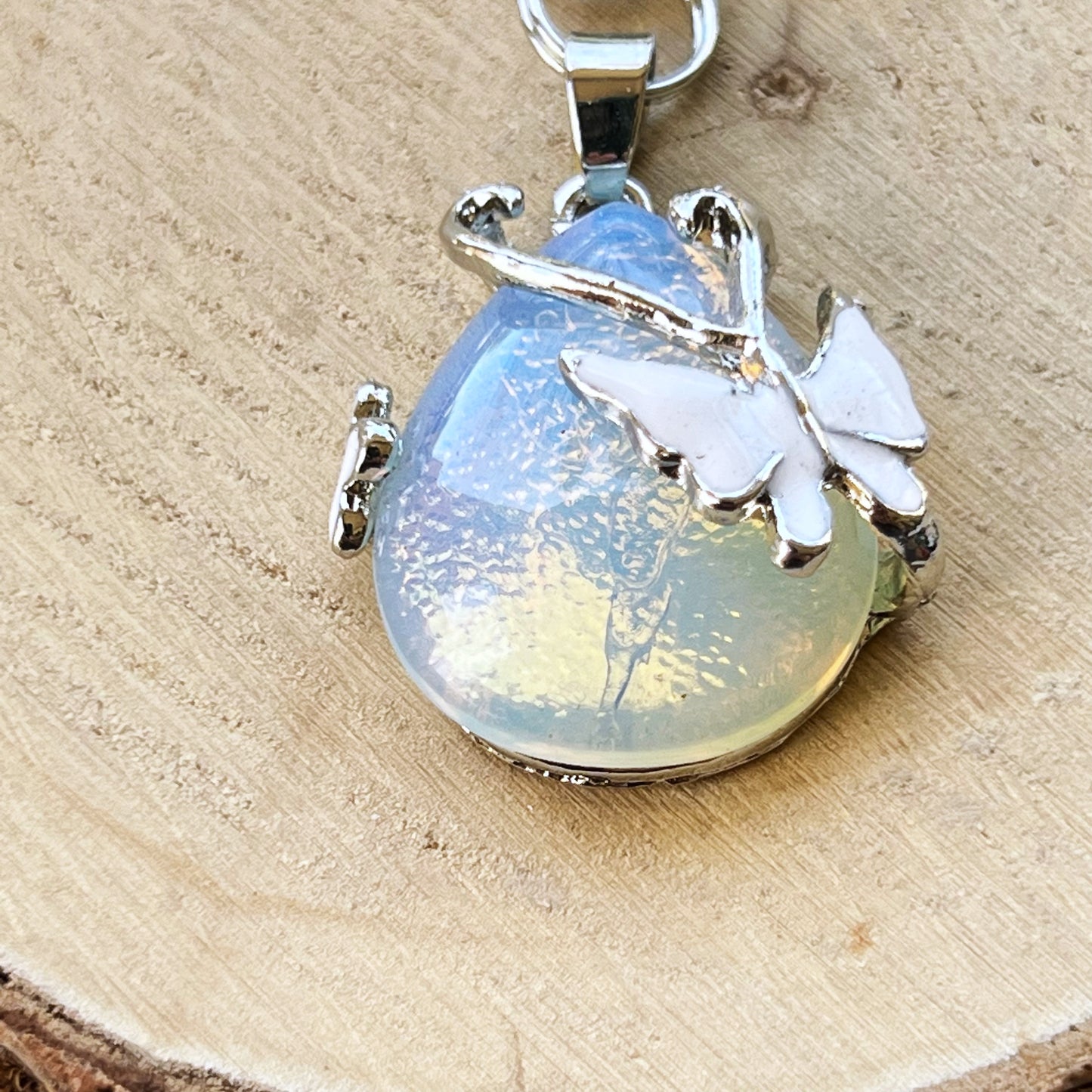 Opalite Butterfly Teardrop Keychain – Iridescent Glass & Silver Charm Accessory