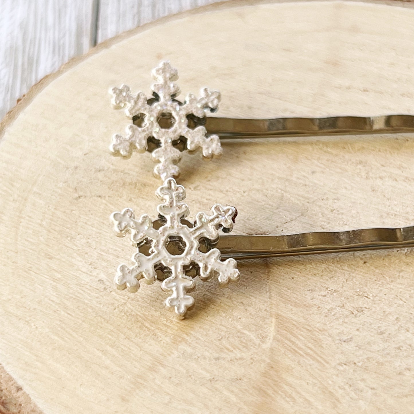 Glitter Snowflake Hair Pins – Silver Holiday Hair Clips with Icy Sparkle