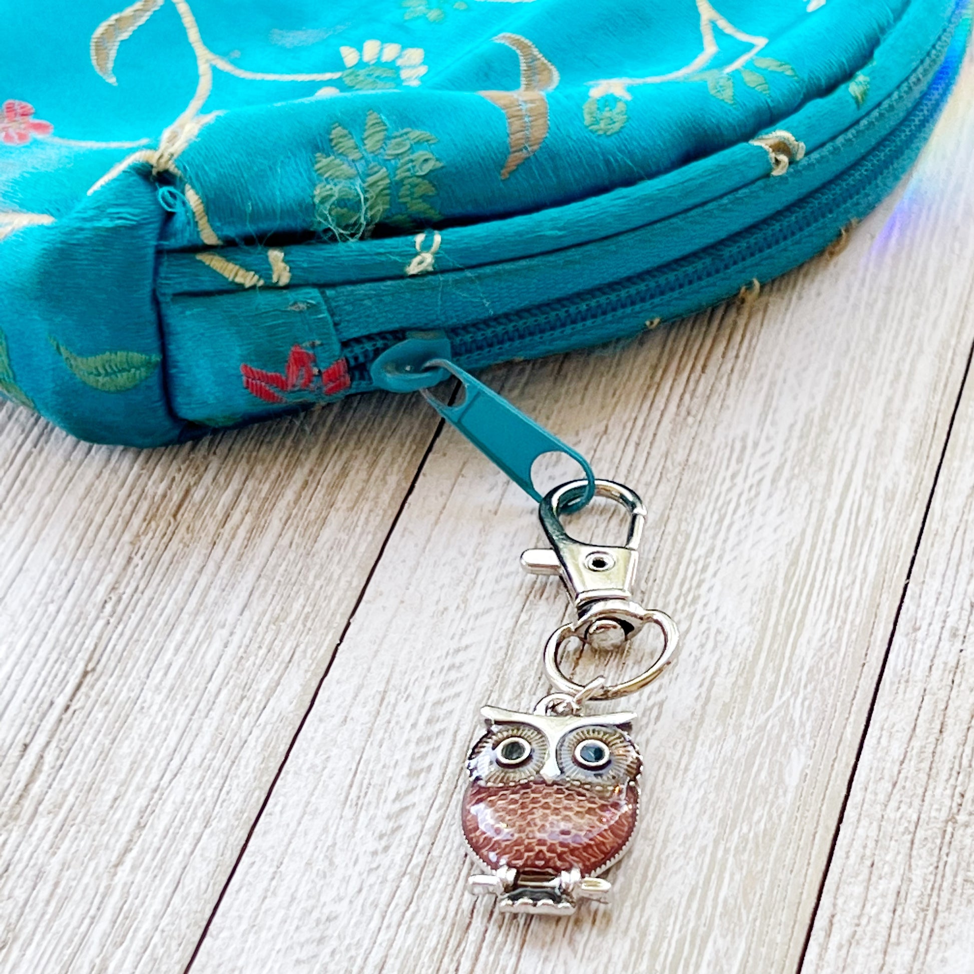 Vibrant Multi-Colored Owl Zipper Pull Keychain Purse Charms - Whimsical Accessories