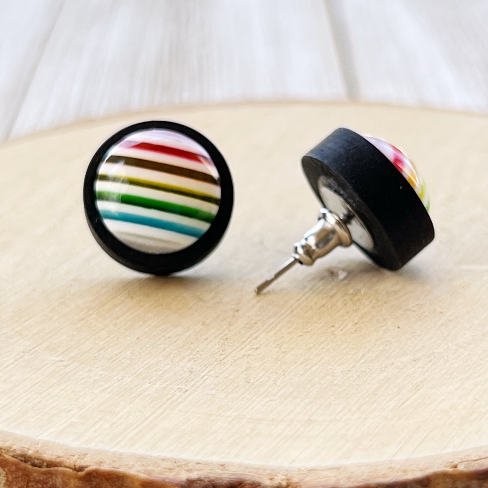 Rainbow Stripe Stud Earrings – Bold Multicolor Round Jewelry in Black Wood