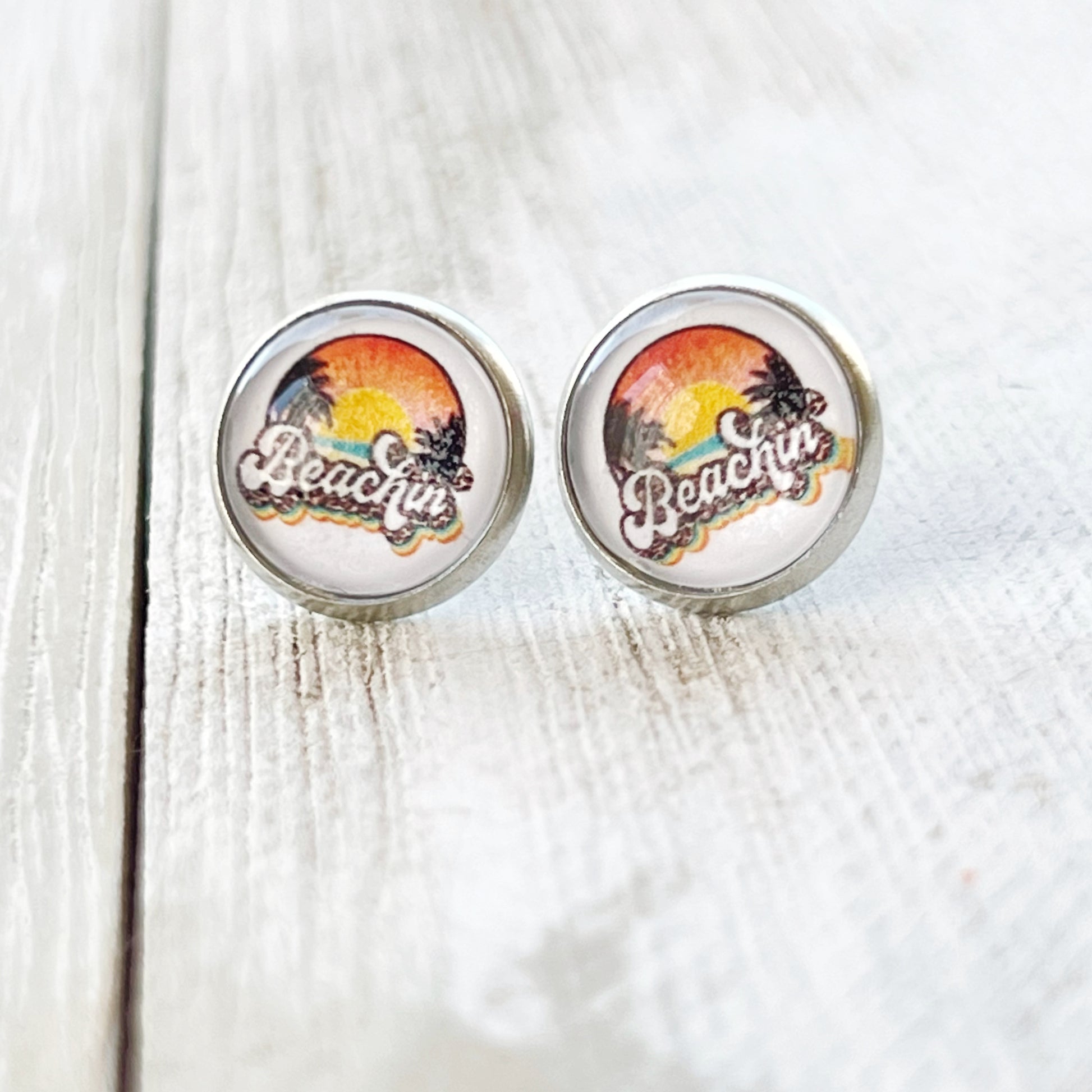 Beachin’ Sunset Stud Earrings – Retro Summer Palm Tree Jewelry in Silver