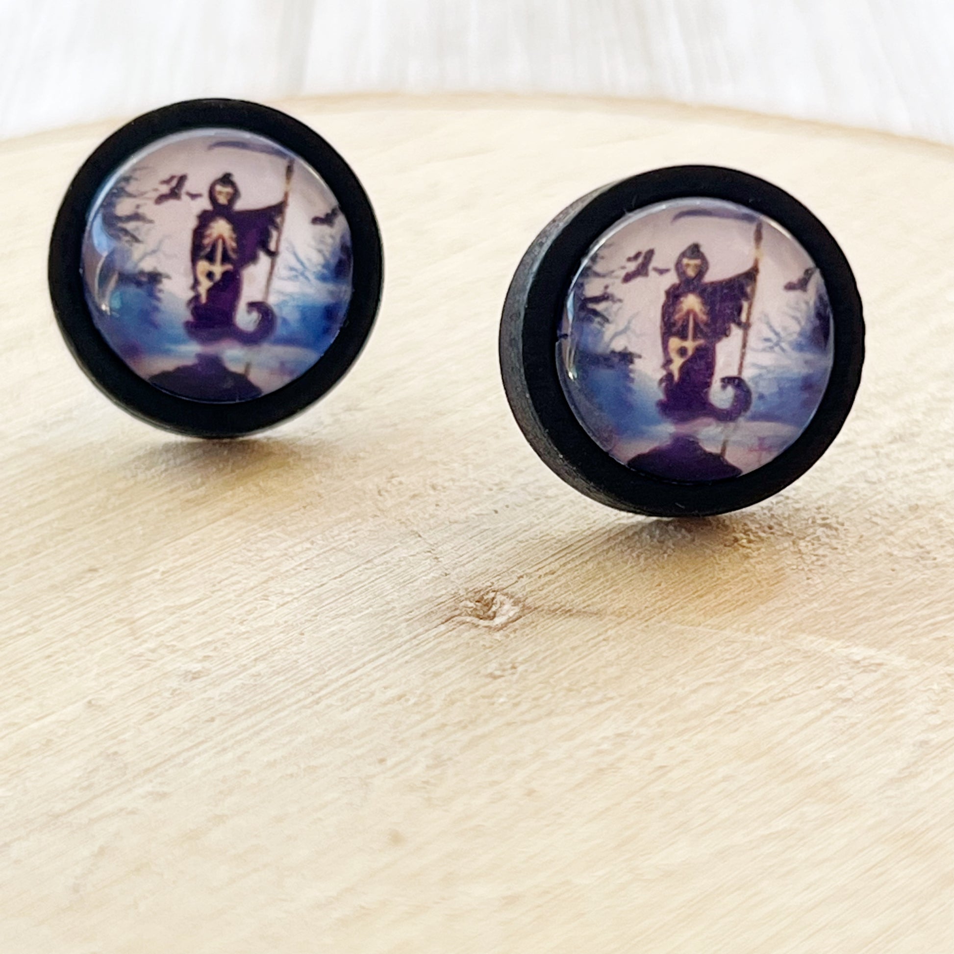 Grim Reaper Black Wood Stud Earrings - Spooky and Stylish Halloween Accessories