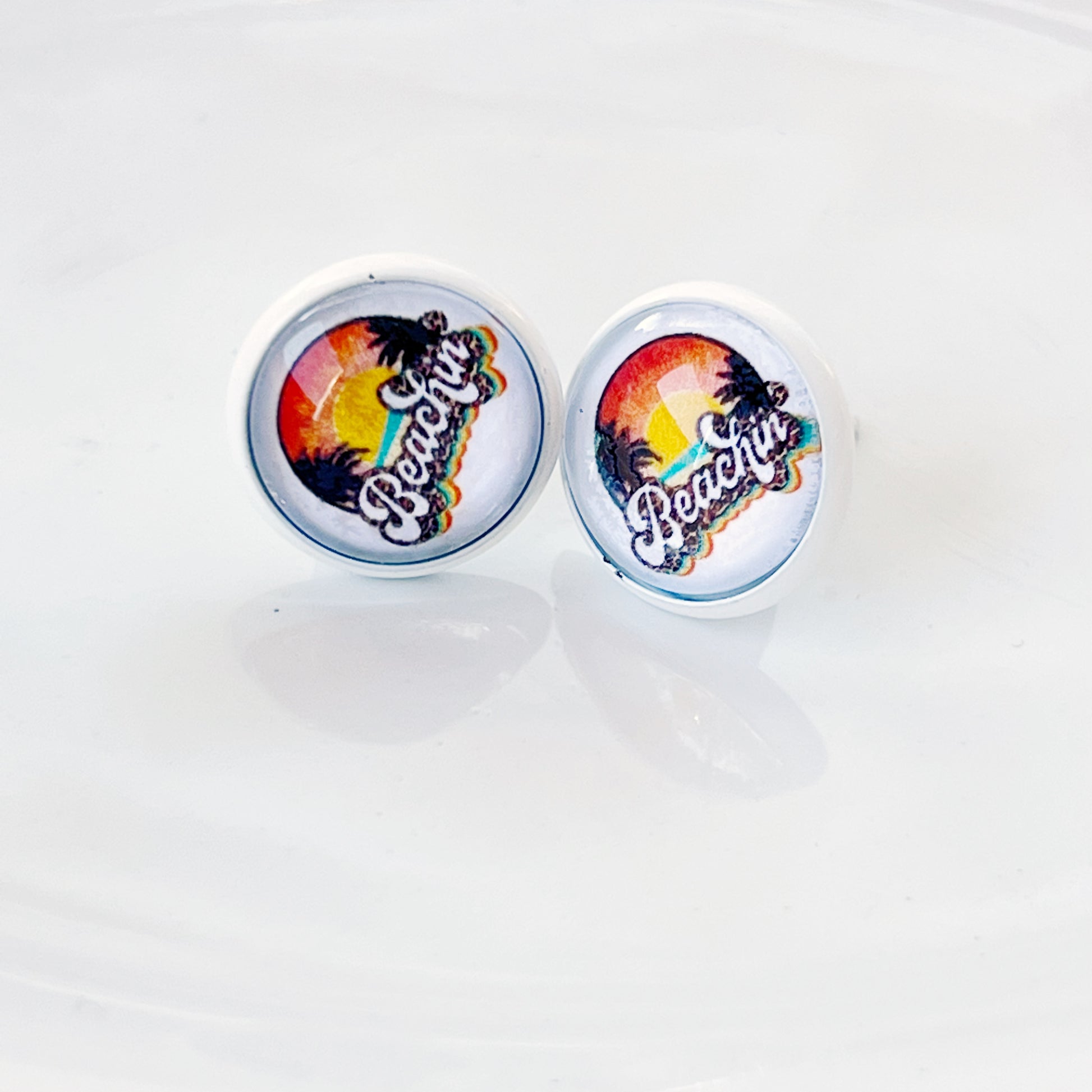 Beachin’ Sunset Stud Earrings – Retro Tropical Summer Jewelry with White Trim