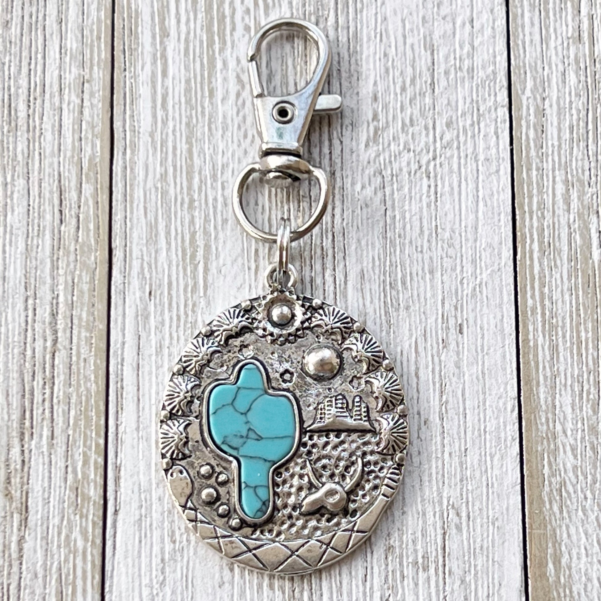 Turquoise Western Cactus Zipper Pull: Chic Southwestern Handbag Charm