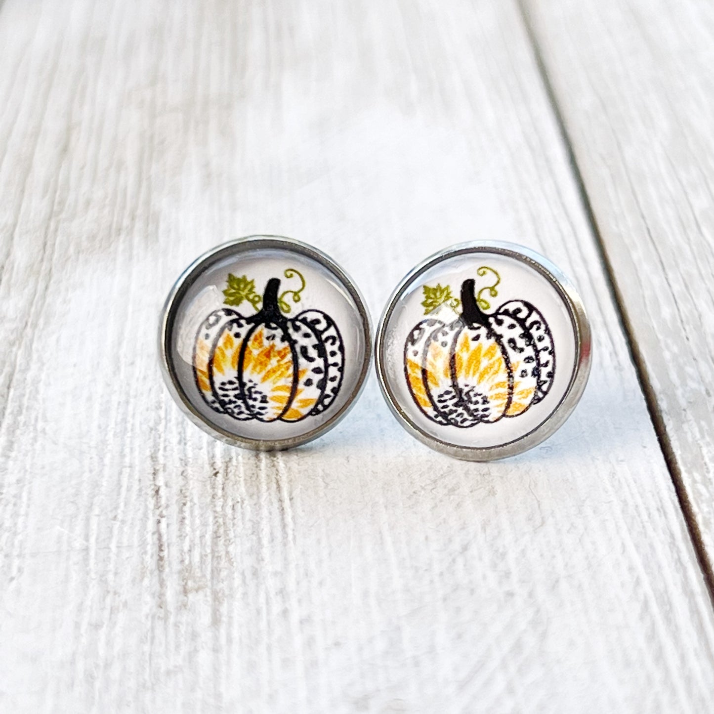 Leopard Pumpkin Sunflower Stud Earrings – Fall Animal Print Jewelry