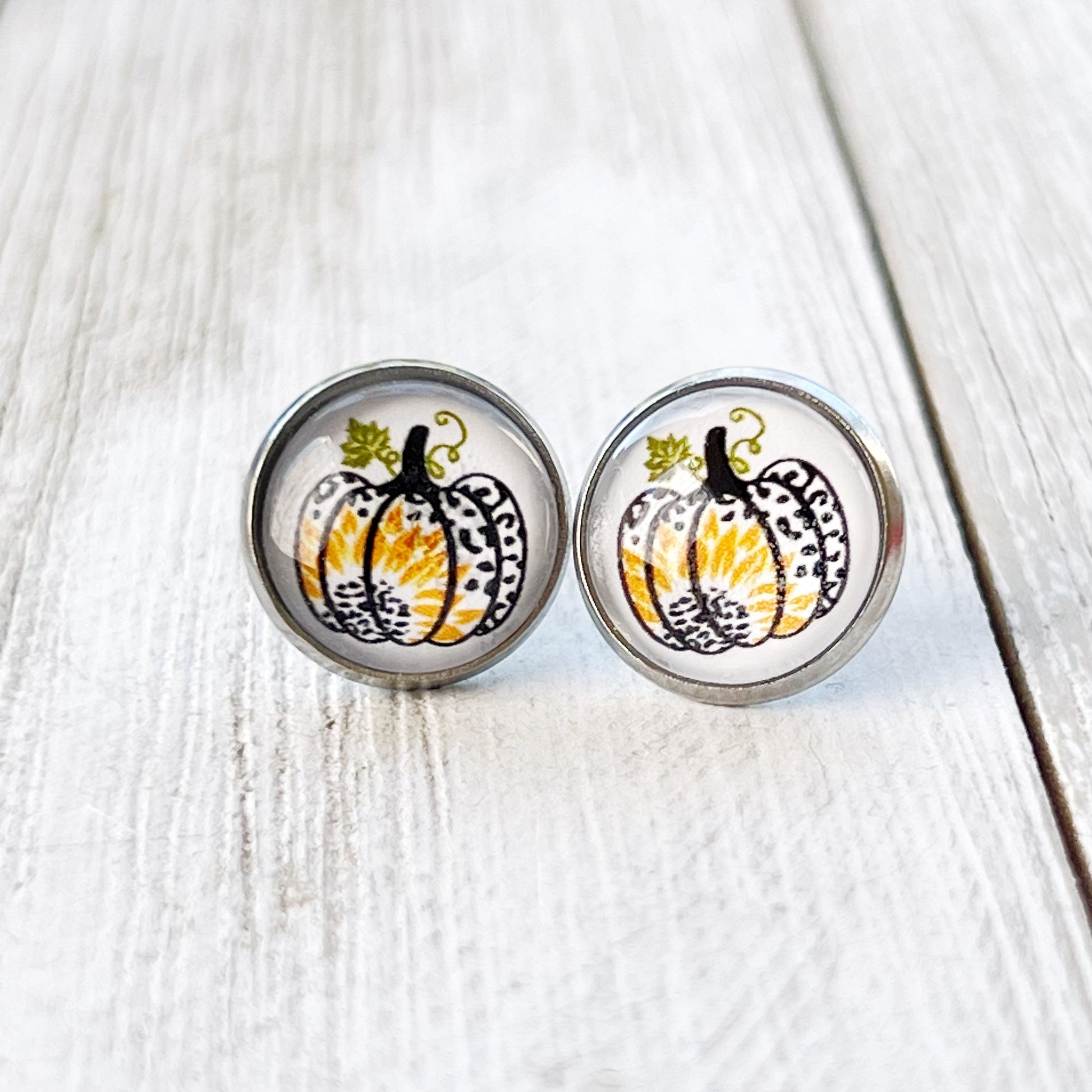 Leopard Pumpkin Sunflower Stud Earrings – Fall Animal Print Jewelry