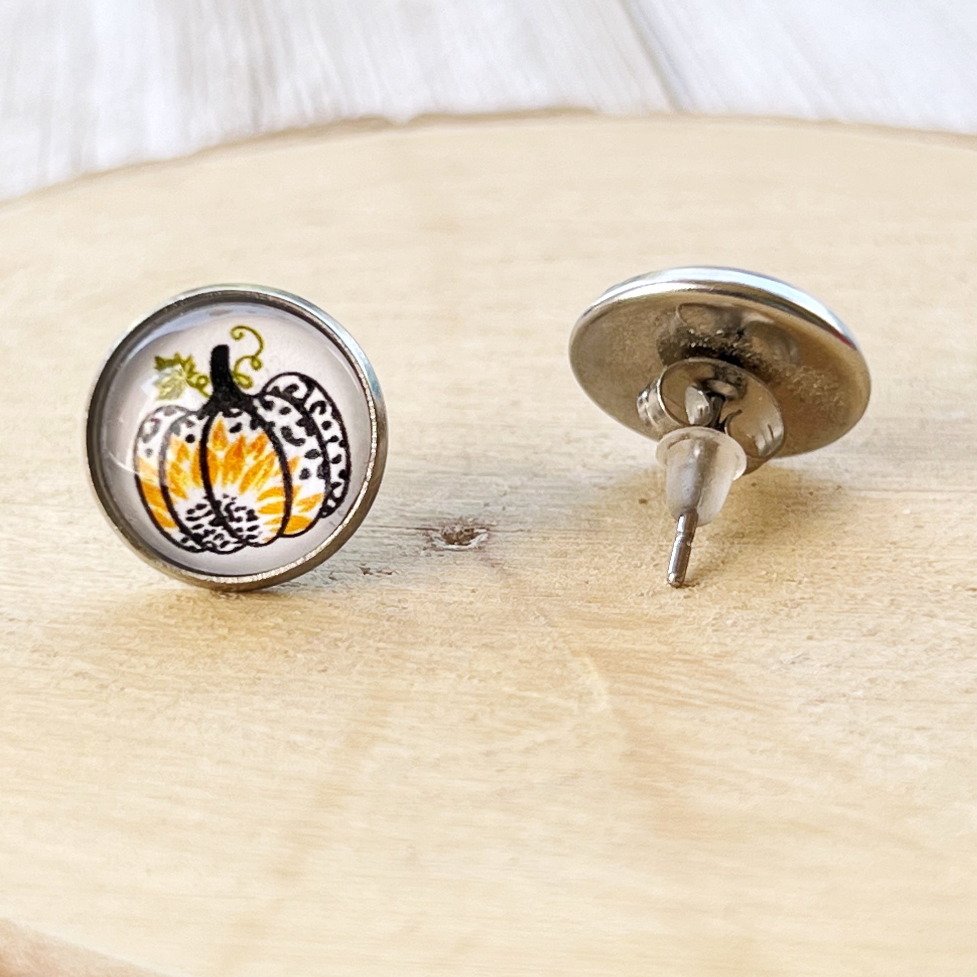 Leopard Pumpkin Sunflower Stud Earrings – Fall Animal Print Jewelry