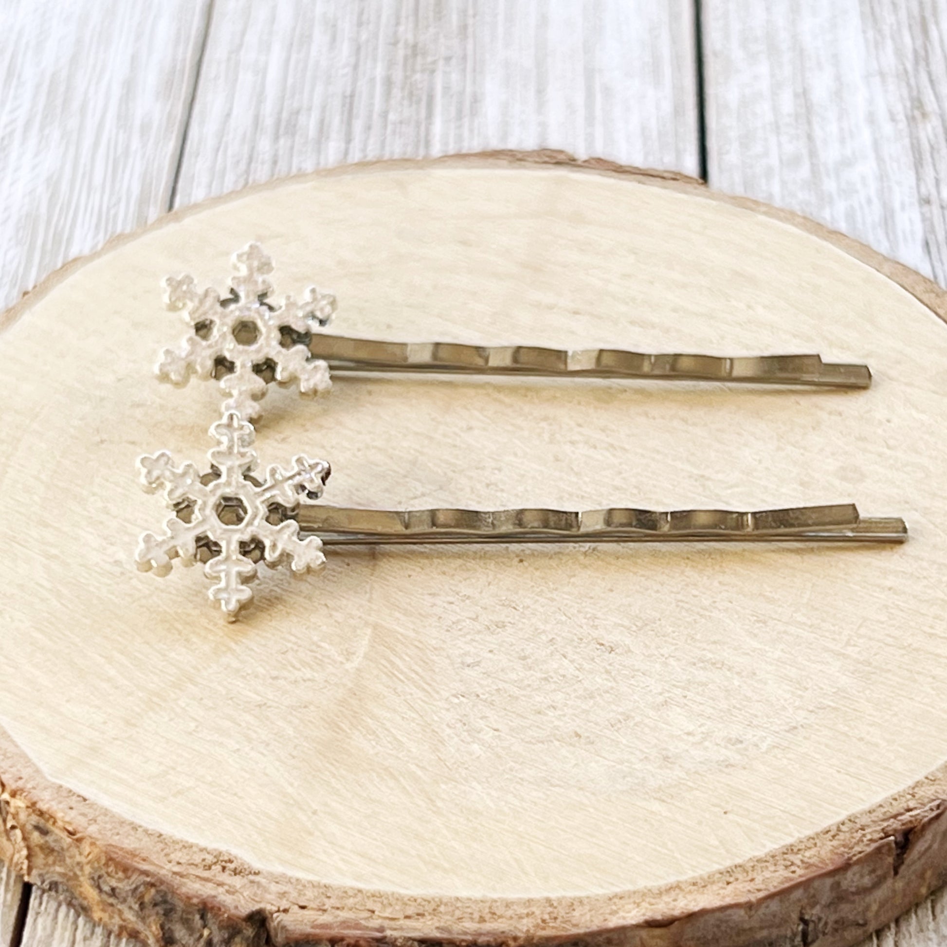 Glitter Snowflake Hair Pins – Silver Holiday Hair Clips with Icy Sparkle