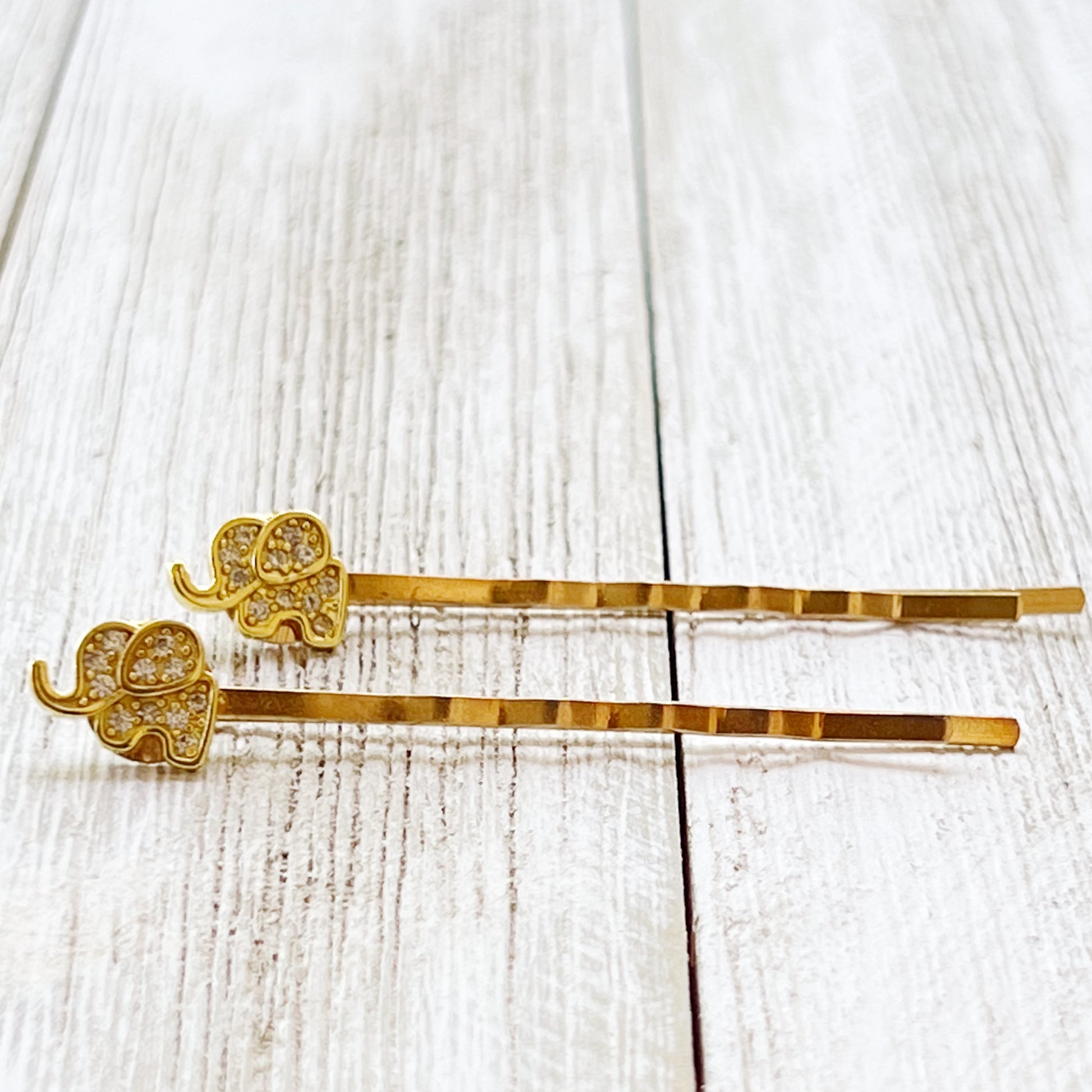 Tiny Gold Rhinestone Elephant Bobby Pins: Adorable Animal-inspired Accessories