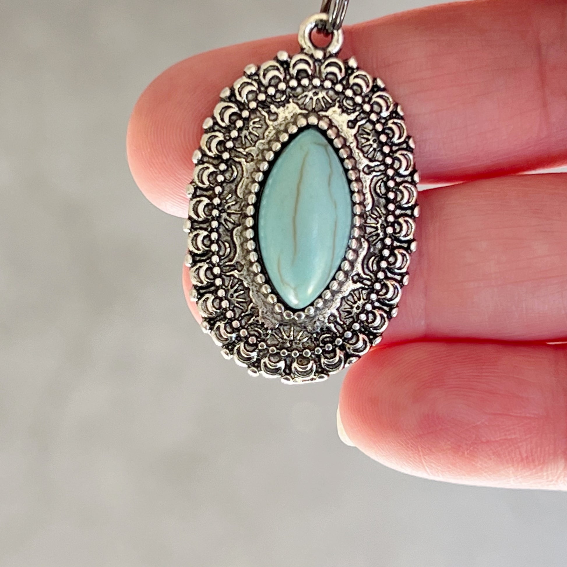 Turquoise Oval Purse Charm – Silver Western Keychain with Filigree Frame