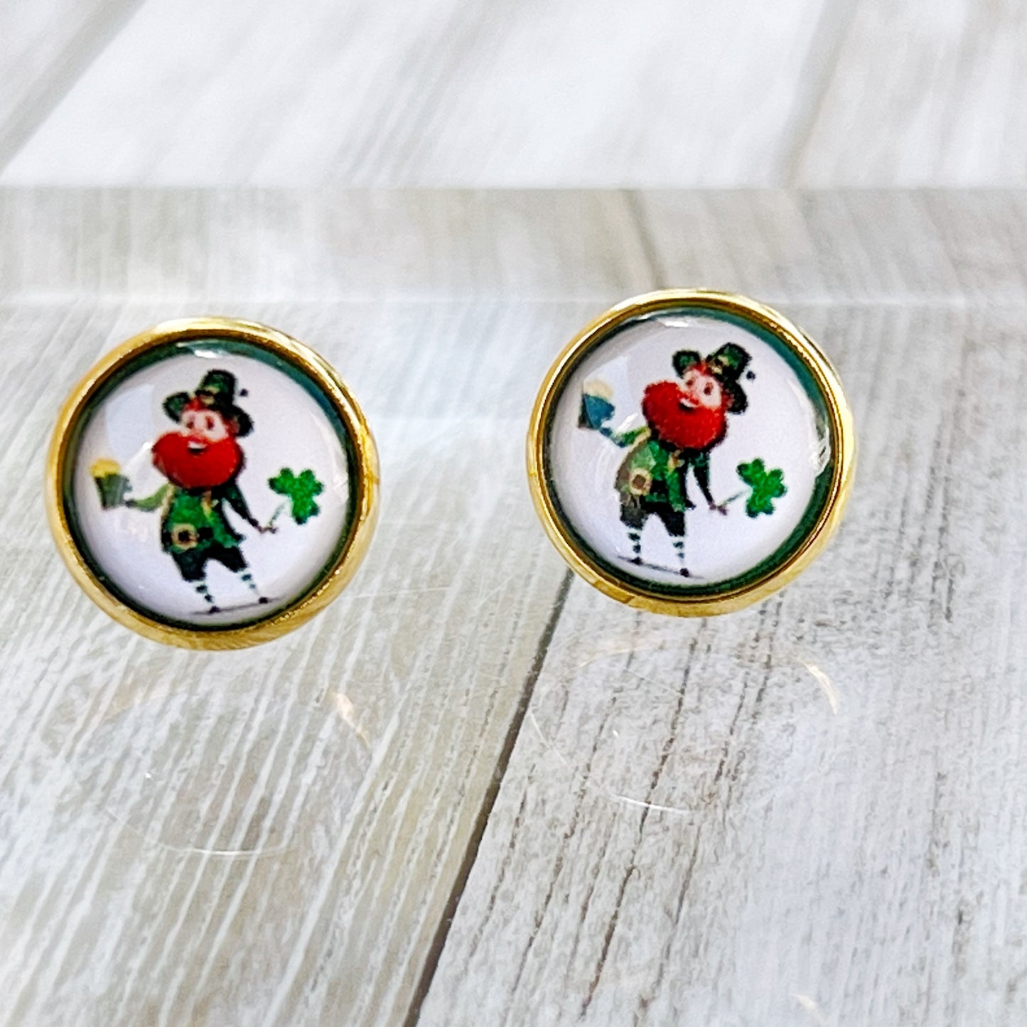 Leprechaun Gold Stud Earrings - Lucky & Festive Accessories