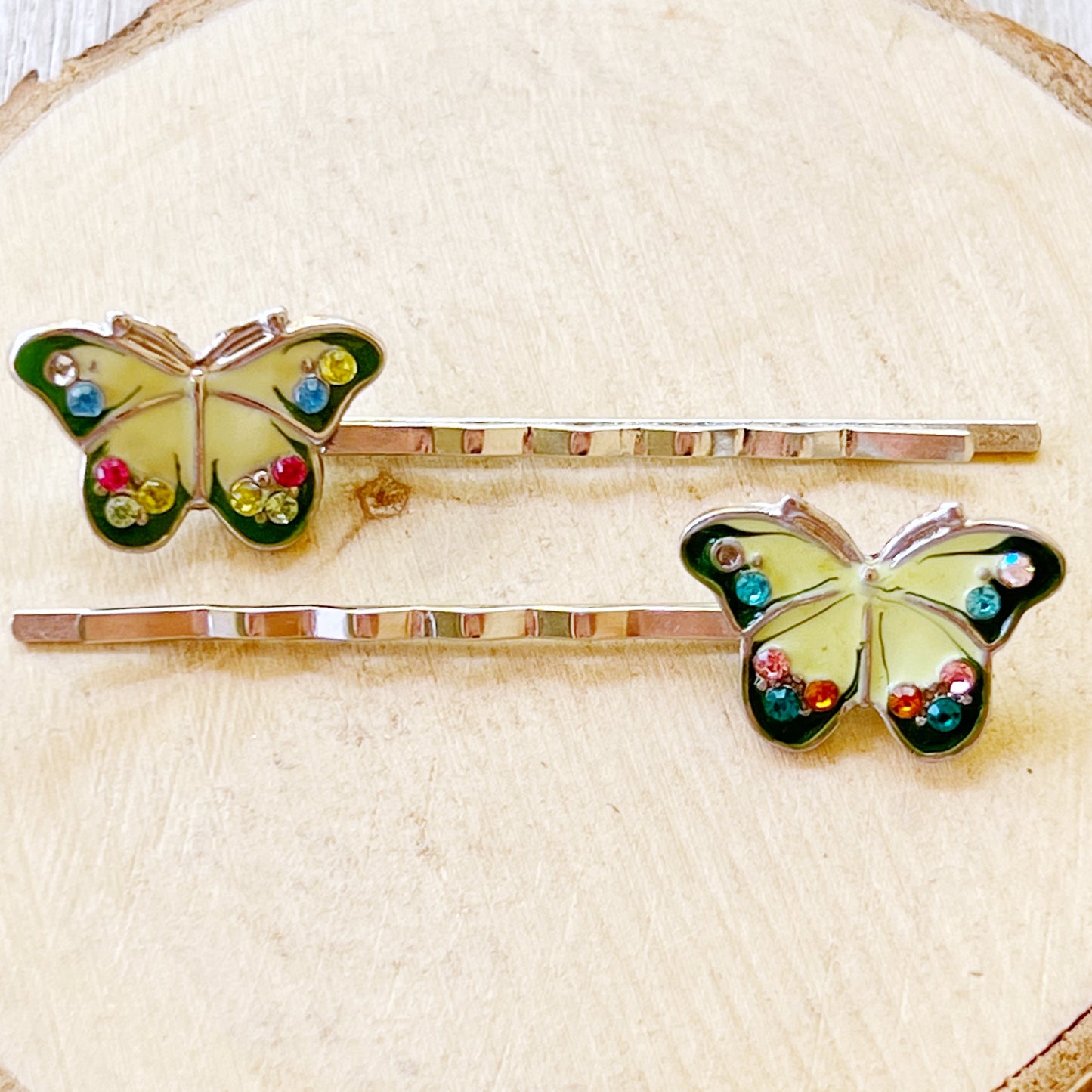 Women’s Green Butterfly Hair Pins - Stunning Multi-Colored Rhinestone Accents for Glamorous Hairstyles