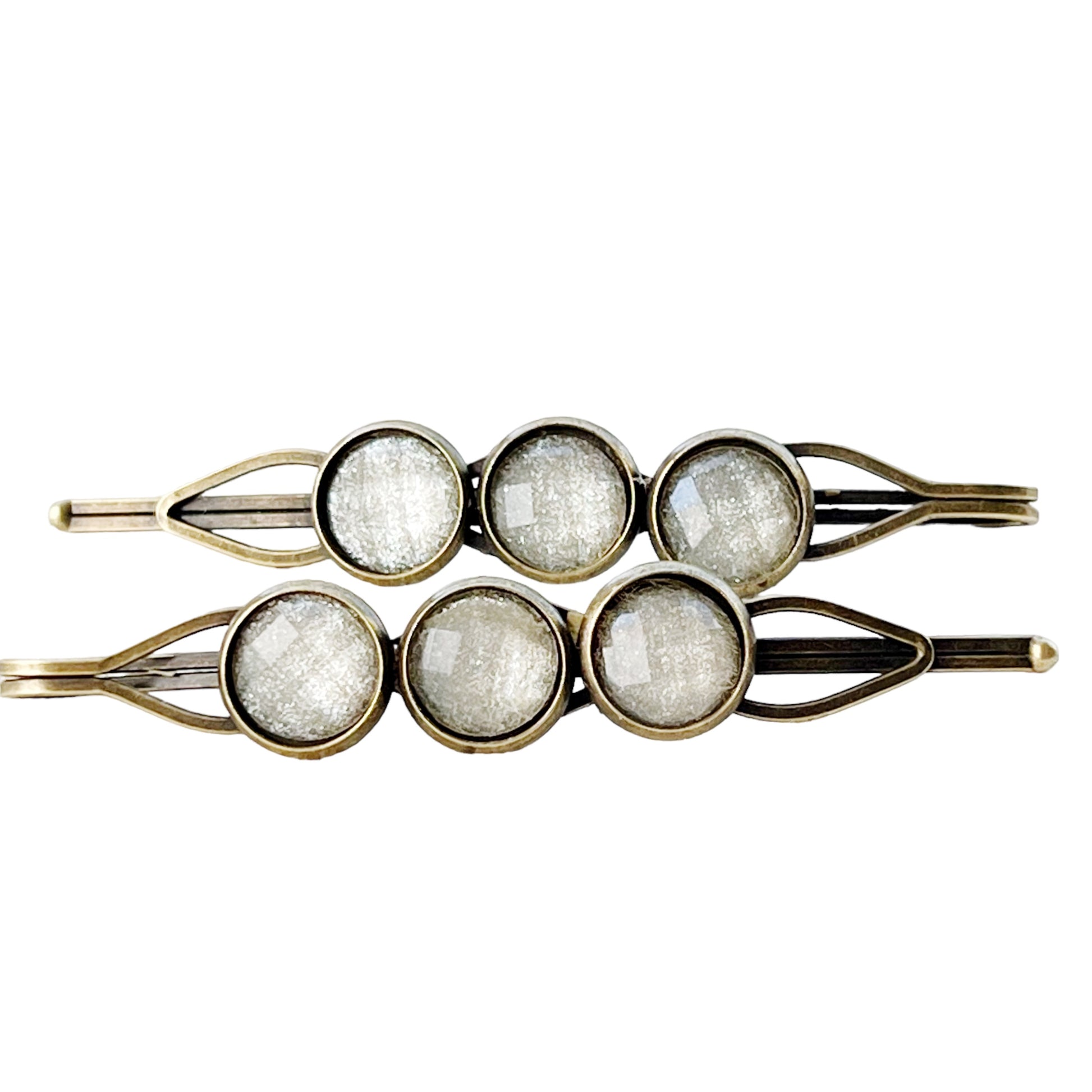 White Glitter Acrylic Hair Pins: Sparkling Accents for Elegant Hairstyles