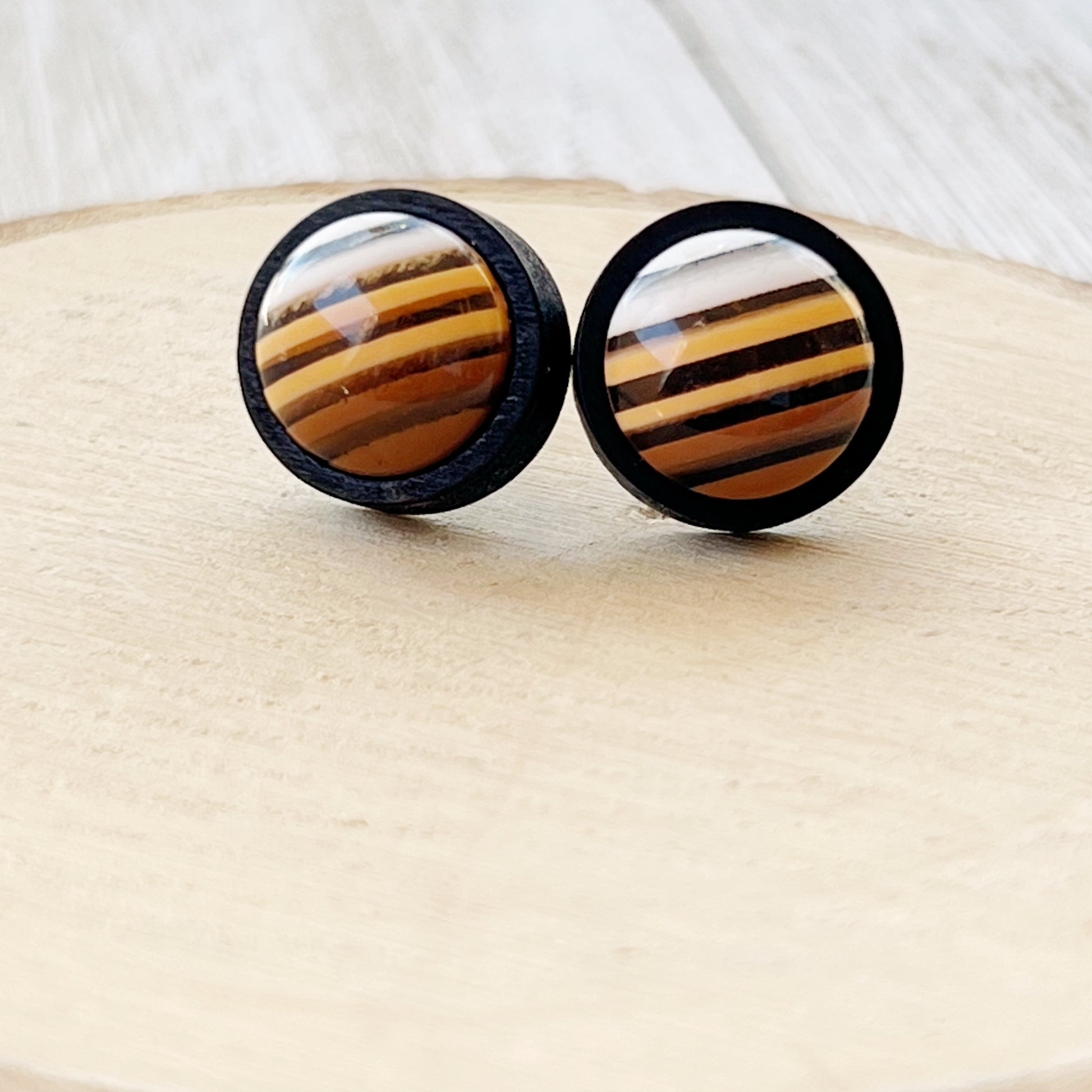 Earth Tone Stripe Resin Stud Earrings – Round Handmade Fall Jewelry in Black Wood