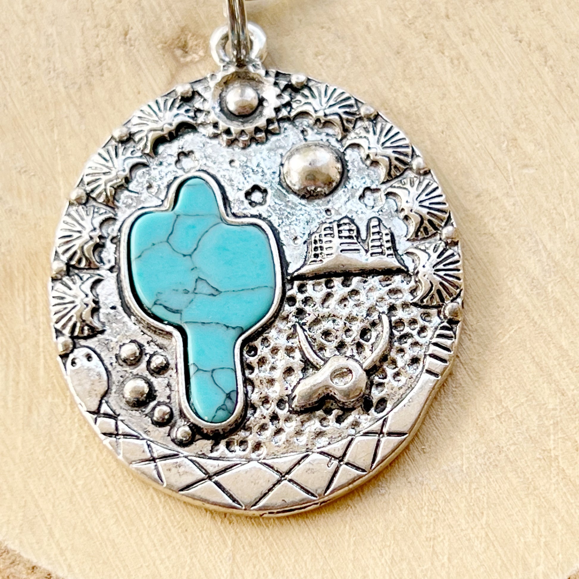 Turquoise Western Cactus Zipper Pull: Chic Southwestern Handbag Charm