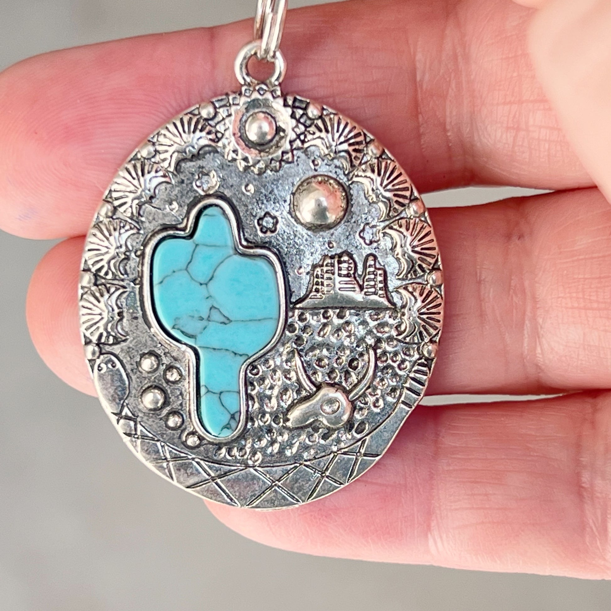 Turquoise Western Cactus Zipper Pull: Chic Southwestern Handbag Charm