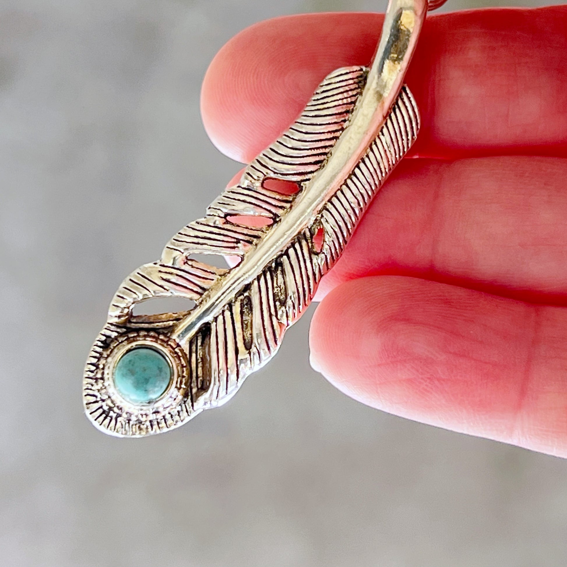 Feather Purse Charm – Silver Boho Keychain with Turquoise Stone Accent