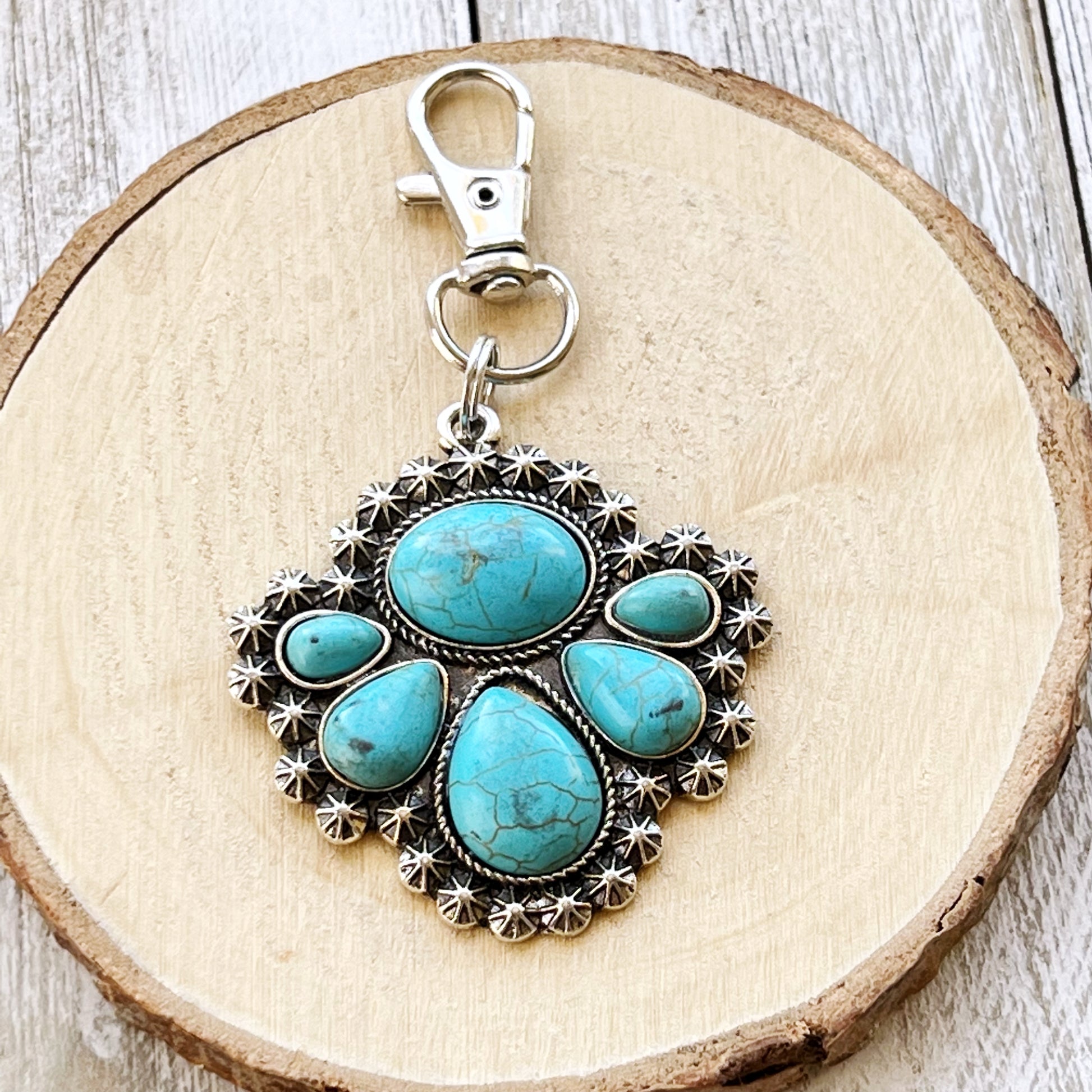 Turquoise Cluster Pendant – Vintage Southwest-Inspired Statement Keychain