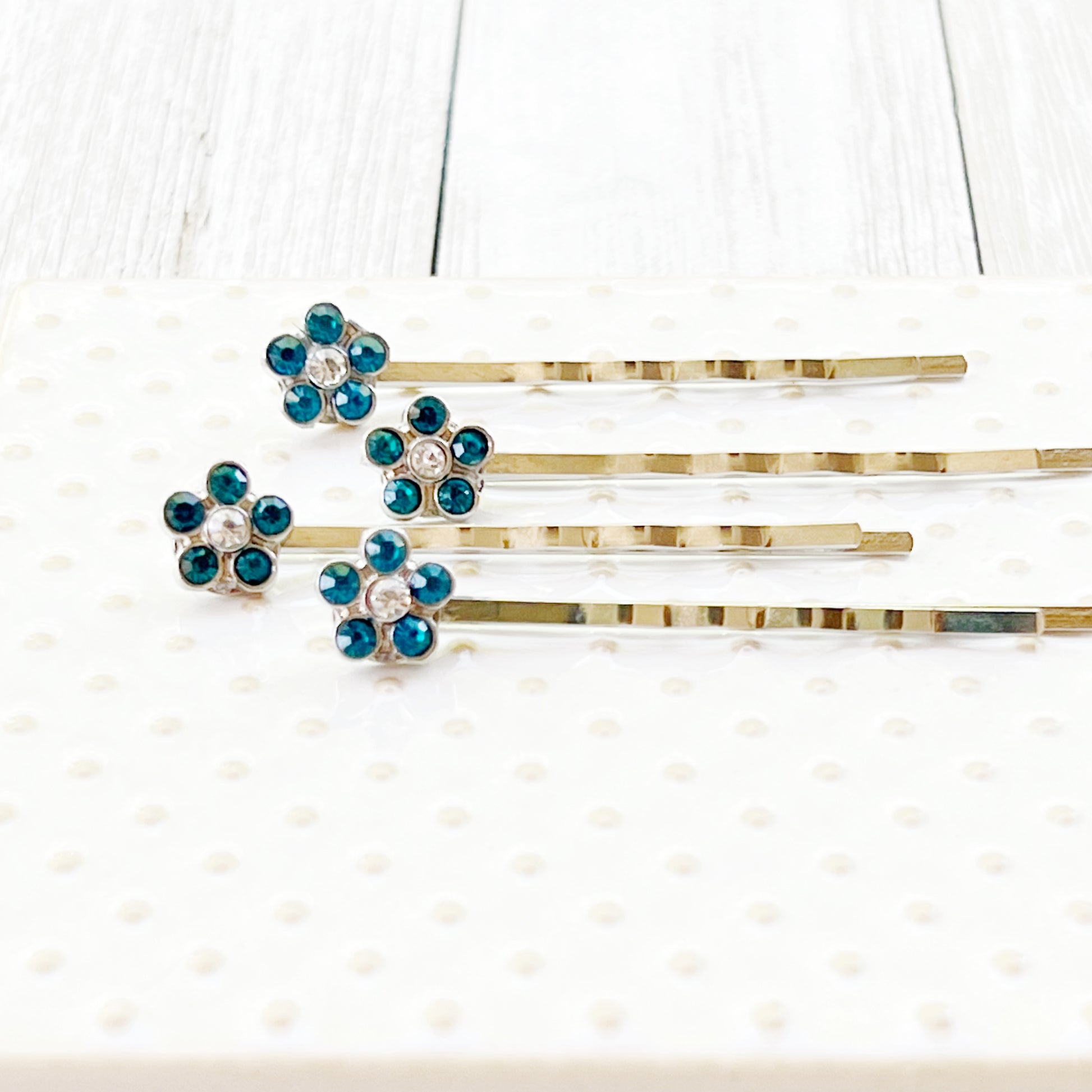 Blue Rhinestone Flower Hair Pins - Elegant and Sparkling Floral Hair Accessories