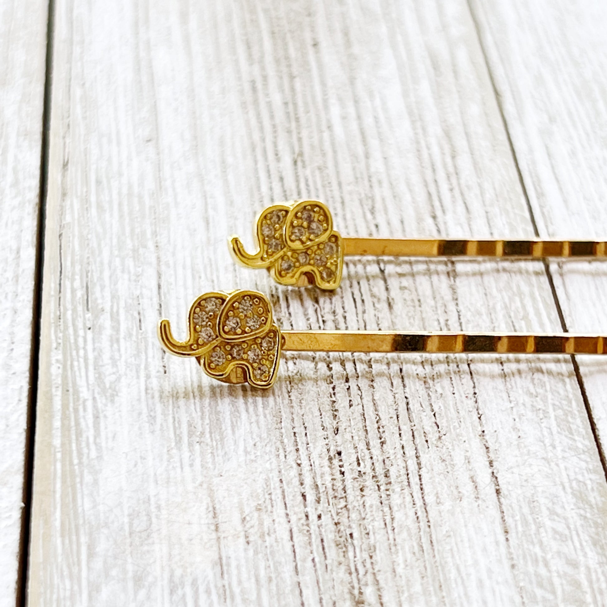 Tiny Gold Rhinestone Elephant Bobby Pins: Adorable Animal-inspired Accessories