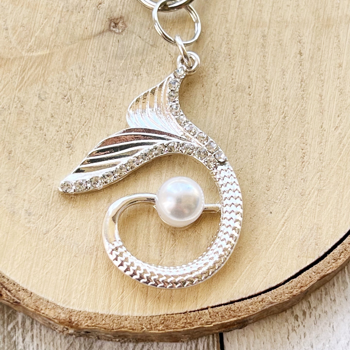 Mermaid Tail Purse Charm – Silver Ocean-Inspired Keychain with Pearl & Rhinestones