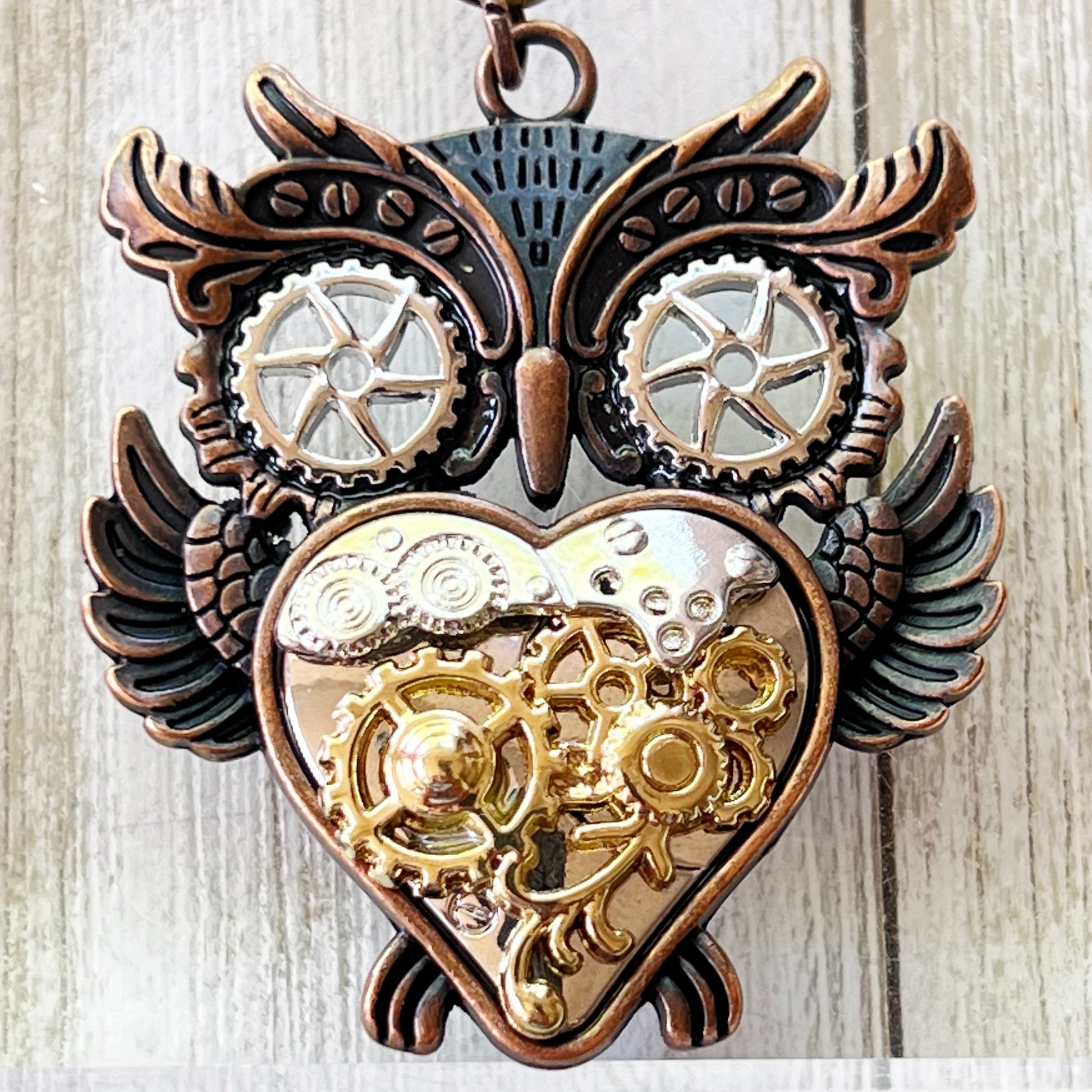 Steampunk Owl Purse Charm – Mixed Metal Heart Keychain with Gear Details