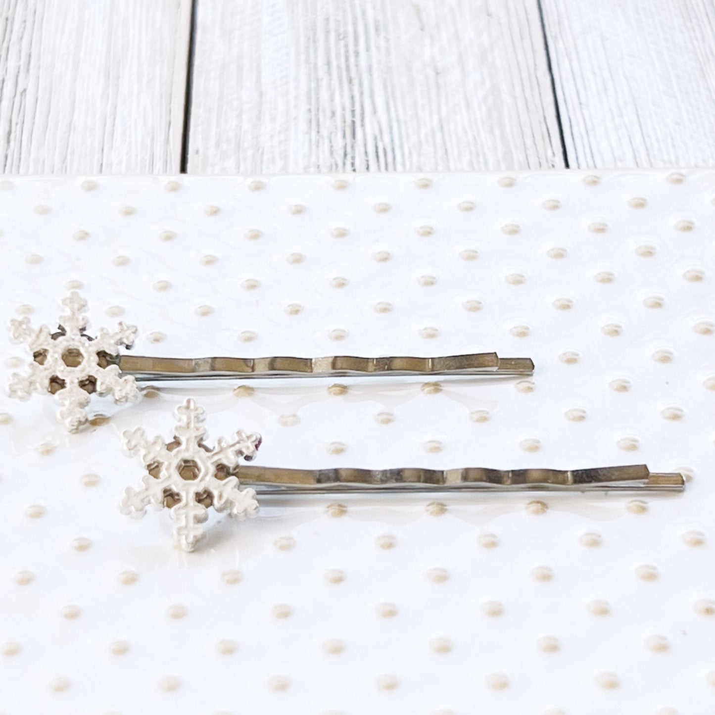 Glitter Snowflake Hair Pins – Silver Holiday Hair Clips with Icy Sparkle