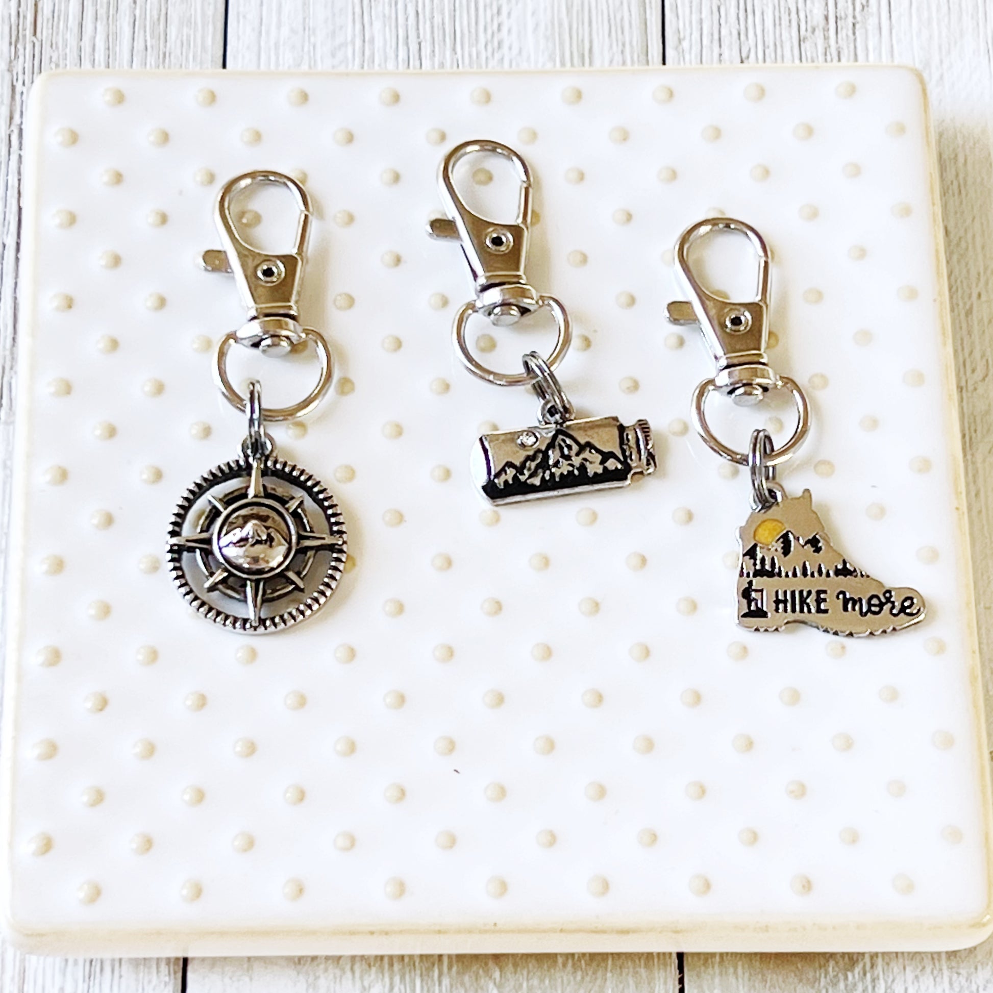 Hike More Mountains Zipper Pull Keychain Charm: Adventure-Inspired Purse Accessories
