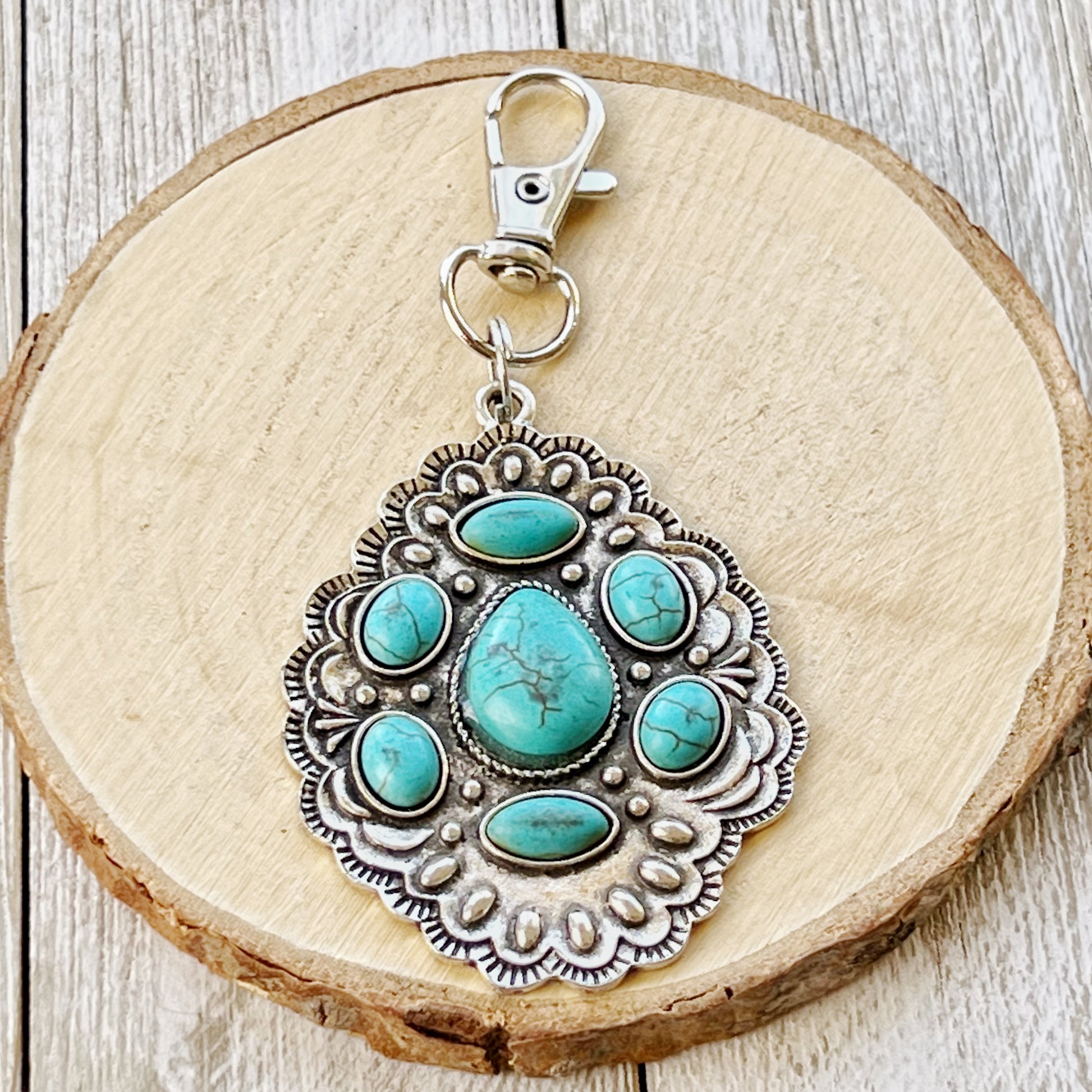 Southwest Turquoise Cluster Keychain – Vintage Western Concho Style Bag Charm